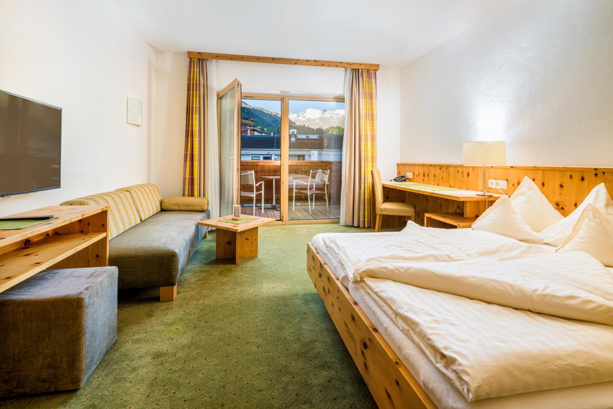 Superior Double Room Balcony