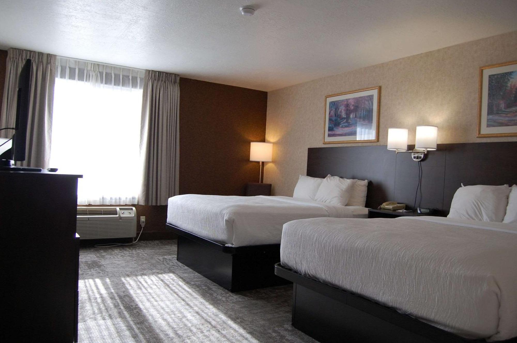 Queen Room Two Queen Beds Non-Smoking