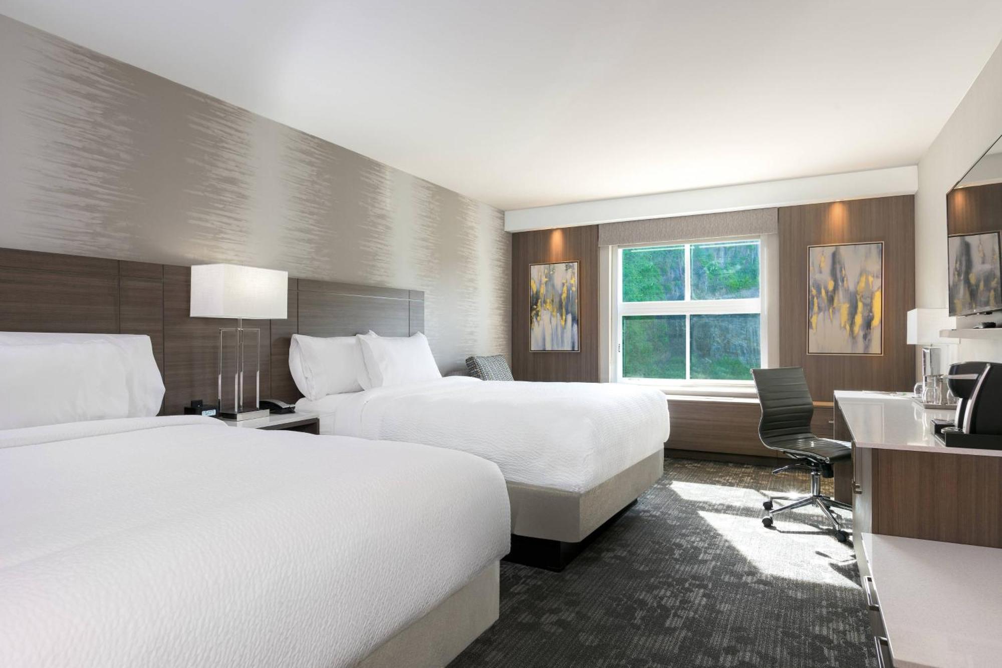 Queen Room Two Queen Beds