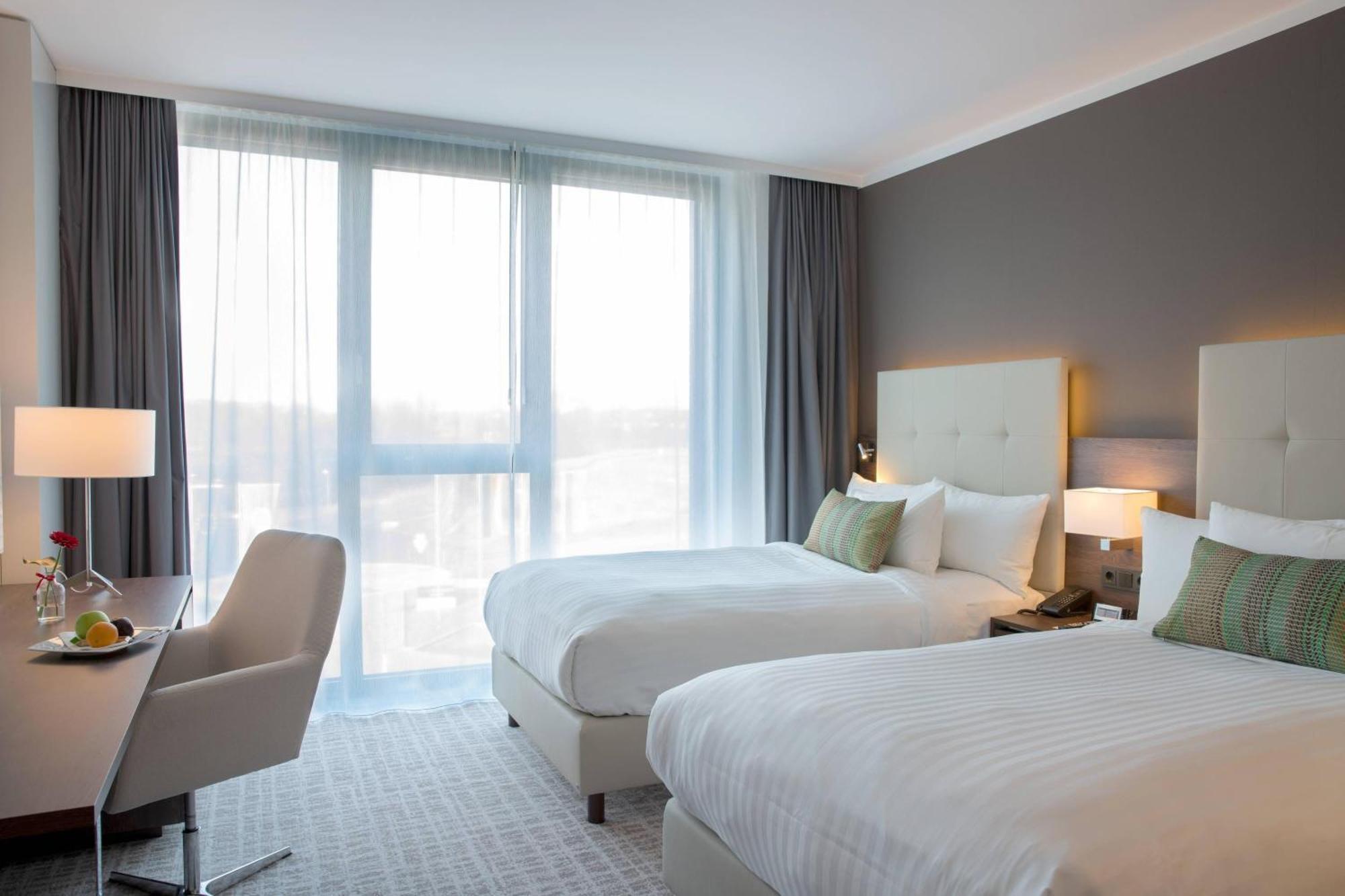 Standard Twin Room Park View