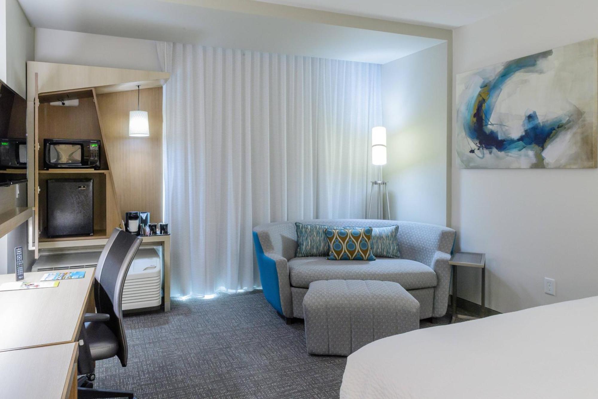 King Room Roll Shower Mobility Accessible