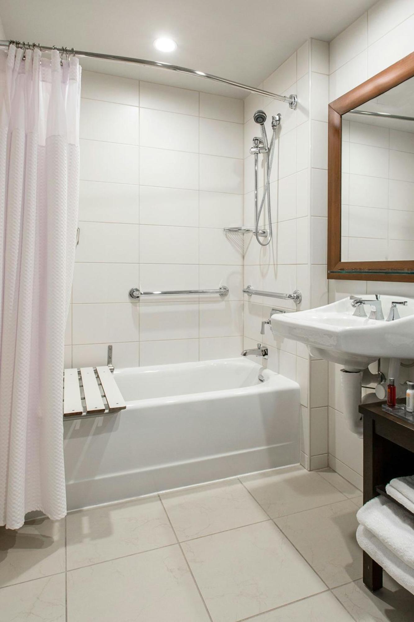 Queen Room Disability Access