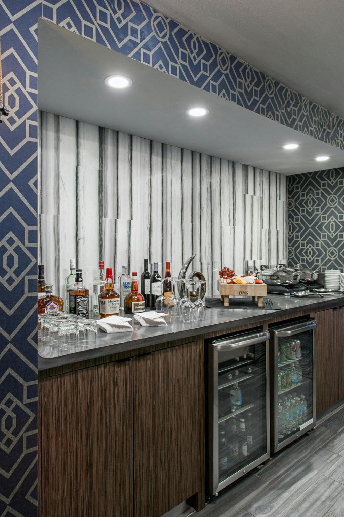 Double Room Two Double Beds Club Lounge Access Hearing Accessible or High Floor