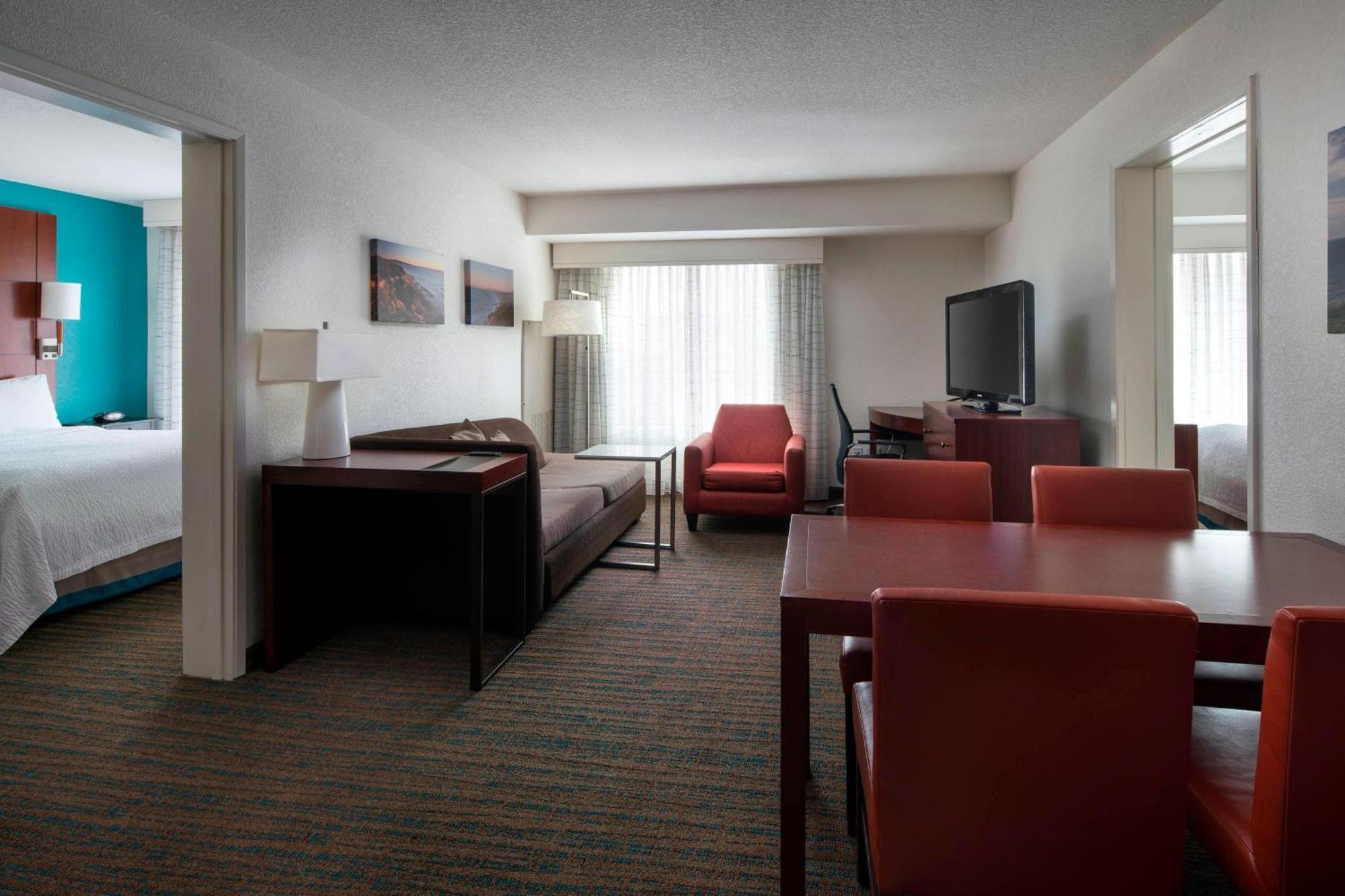 Two-Bedroom King Suite