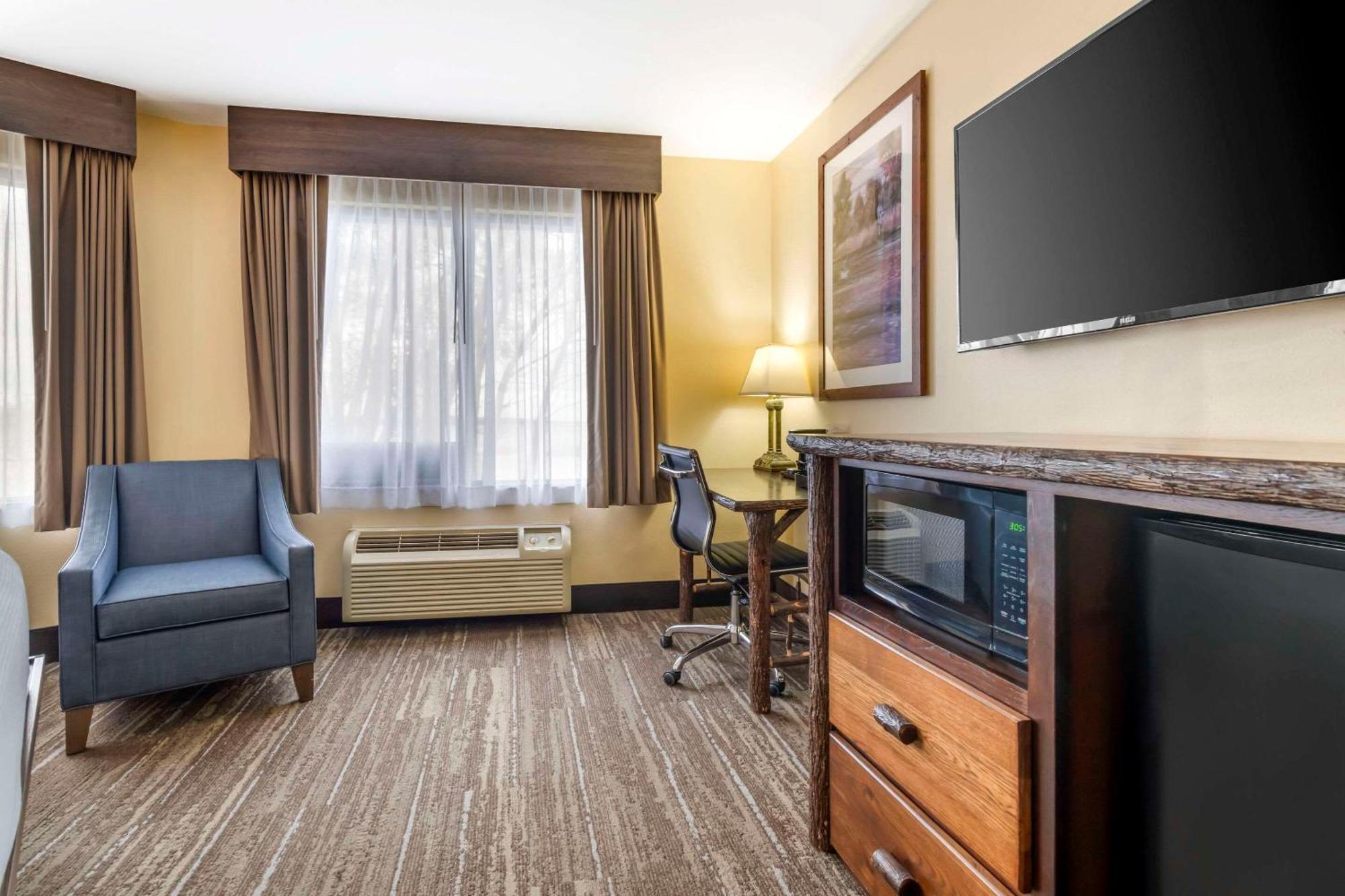 King Room Lake View