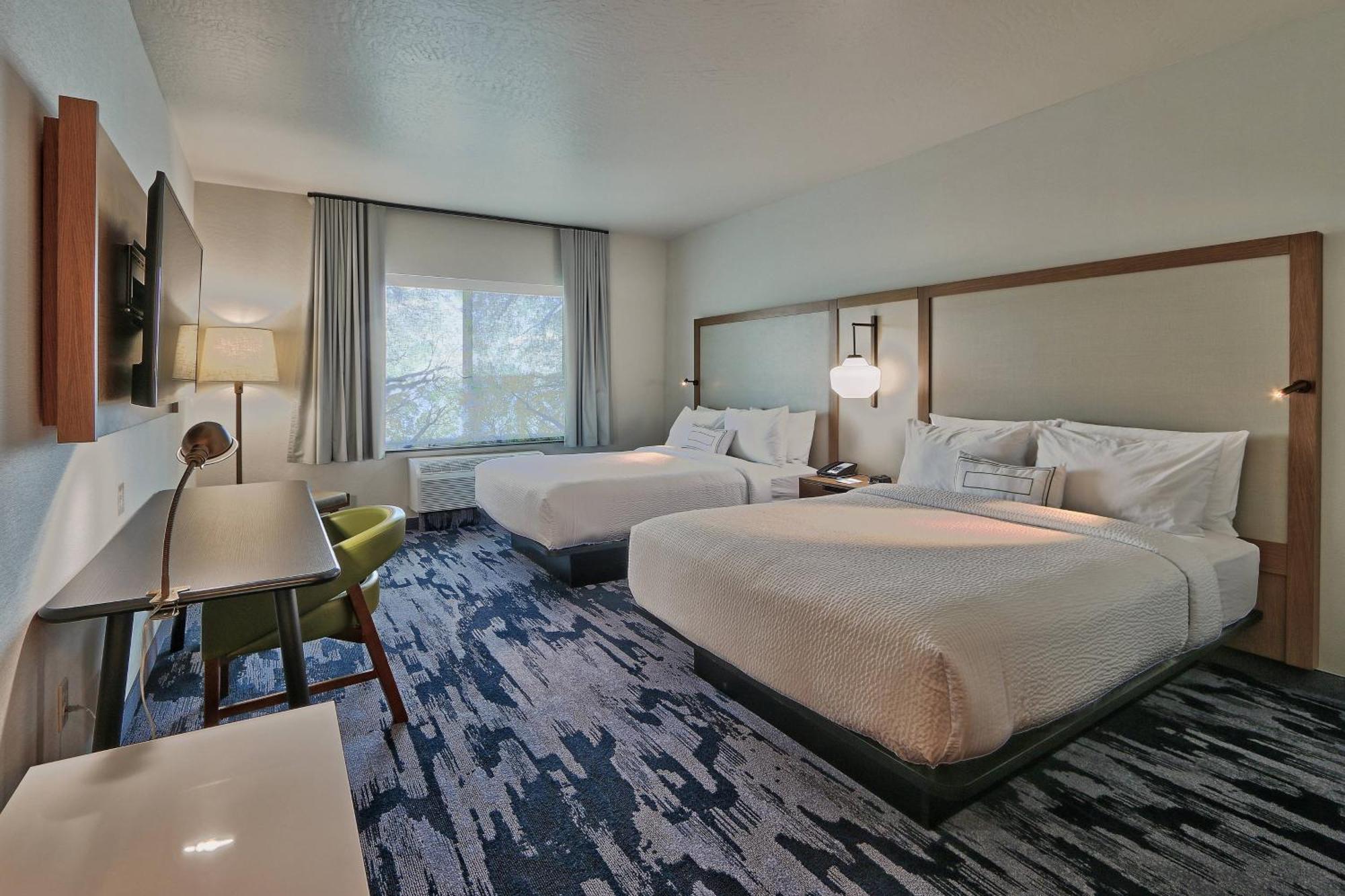 Queen Room Two Queen Beds