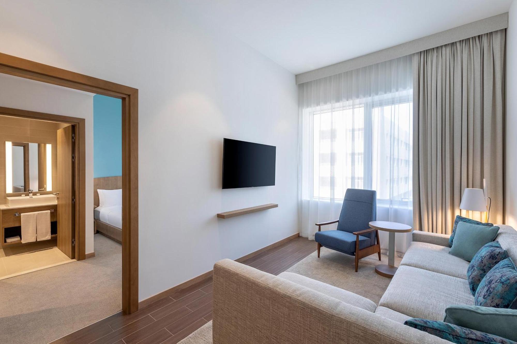 One-Bedroom King Suite