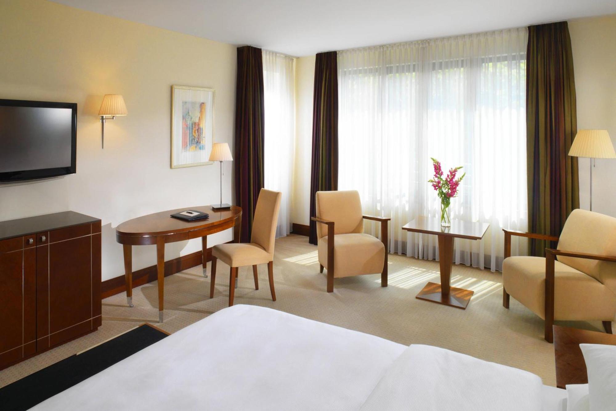 Executive King Room
