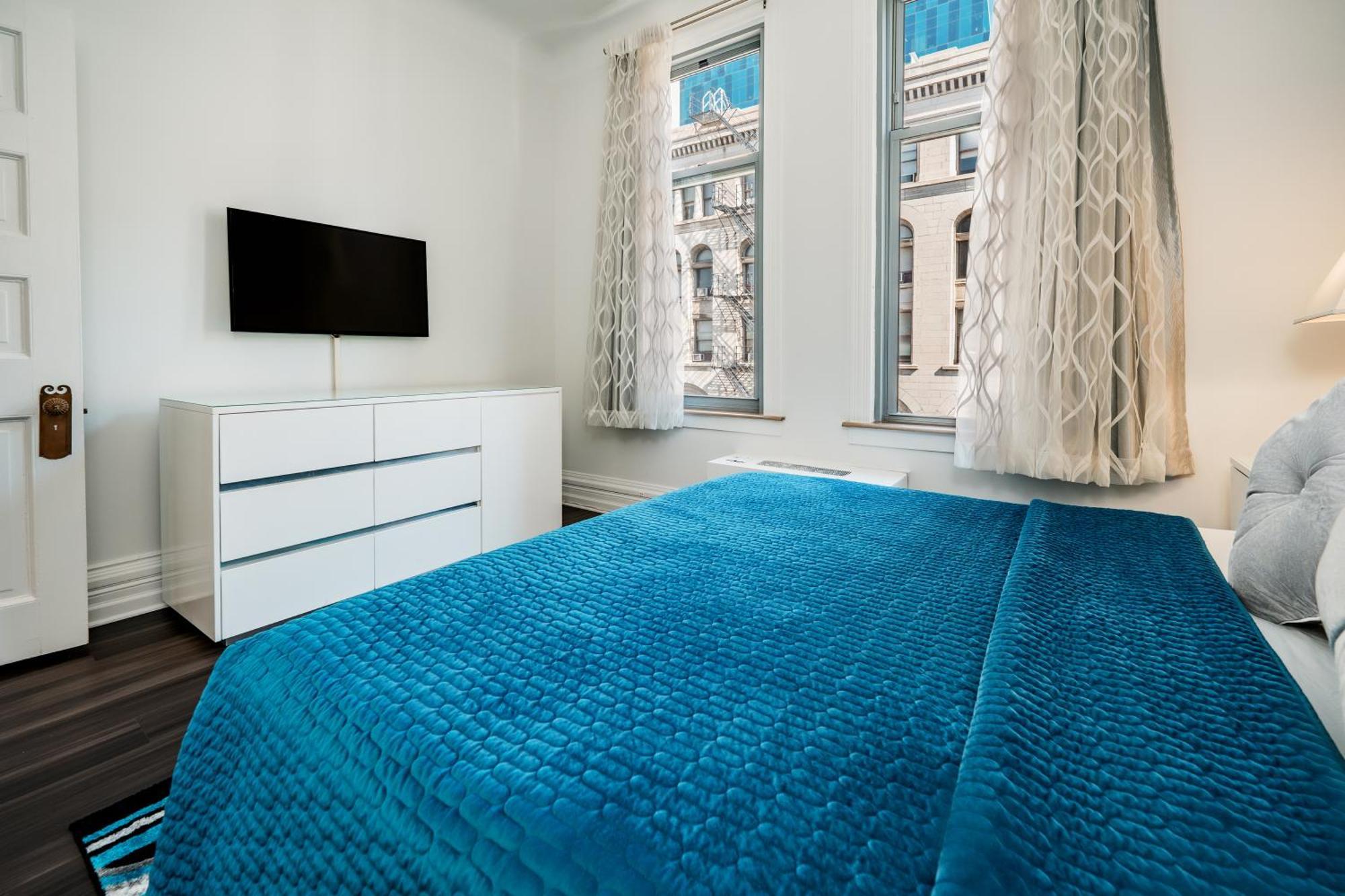 King Suite City View