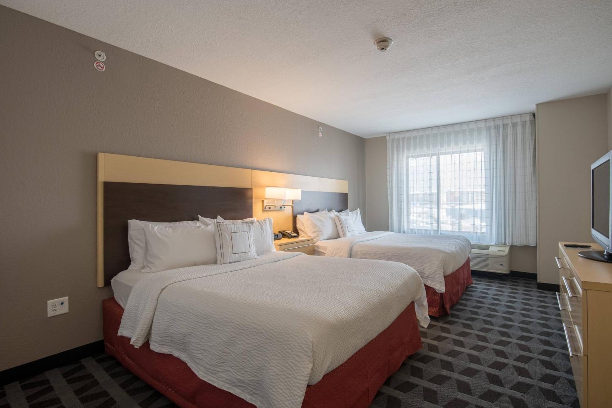 Queen Suite