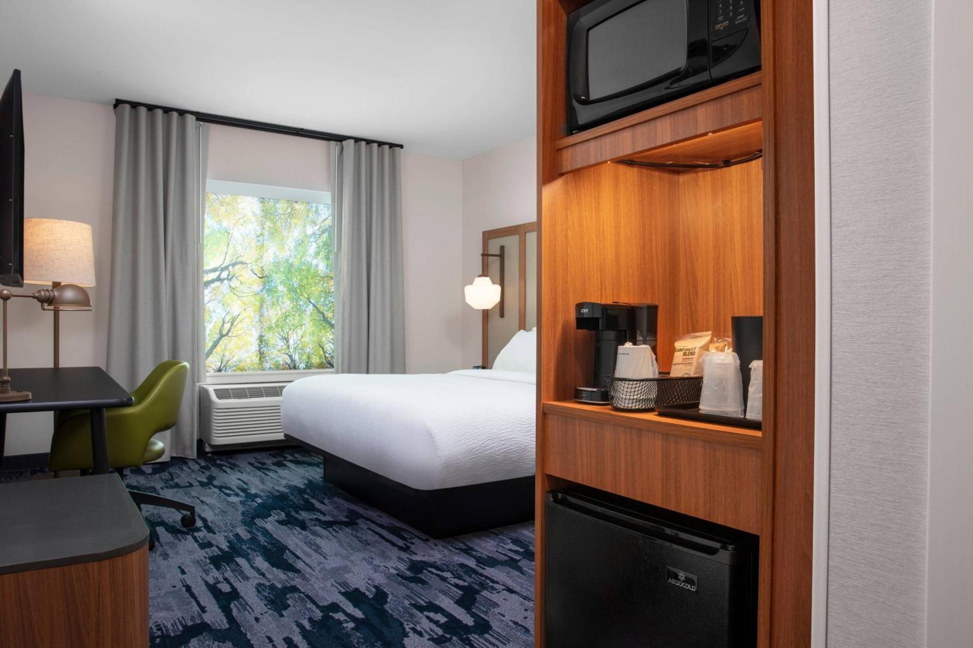 King Room Roll Shower Mobility Accessible