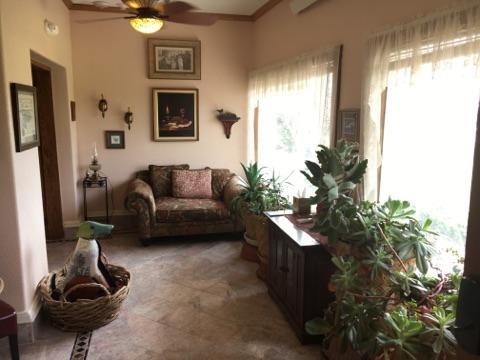 Deluxe Queen Room Spa Bath Prairie Nook
