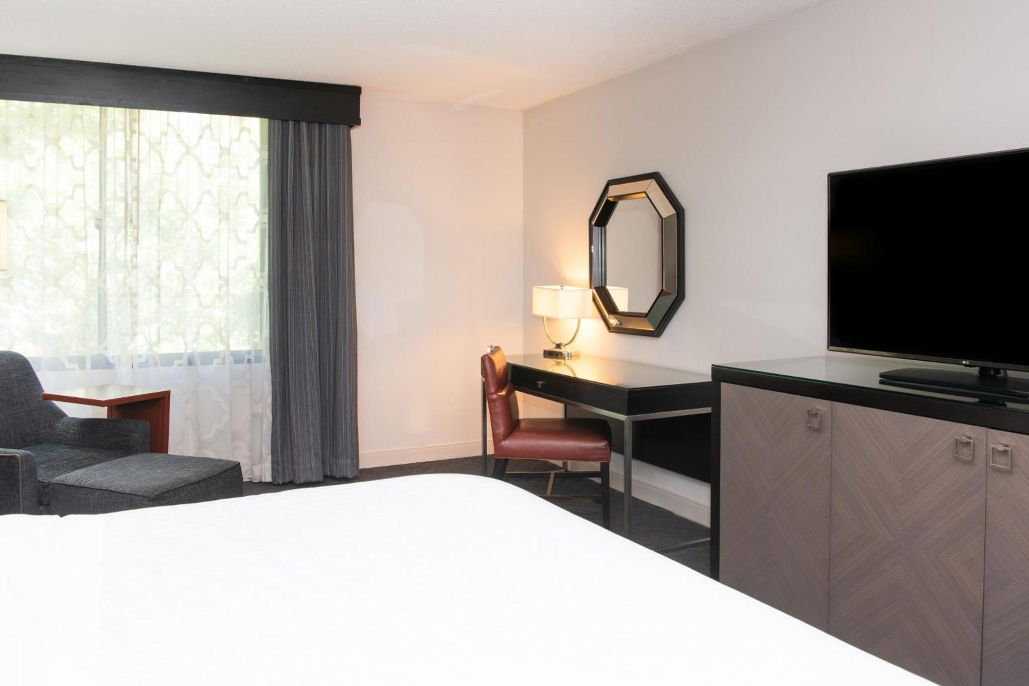 Traditional King Guest room 1 King