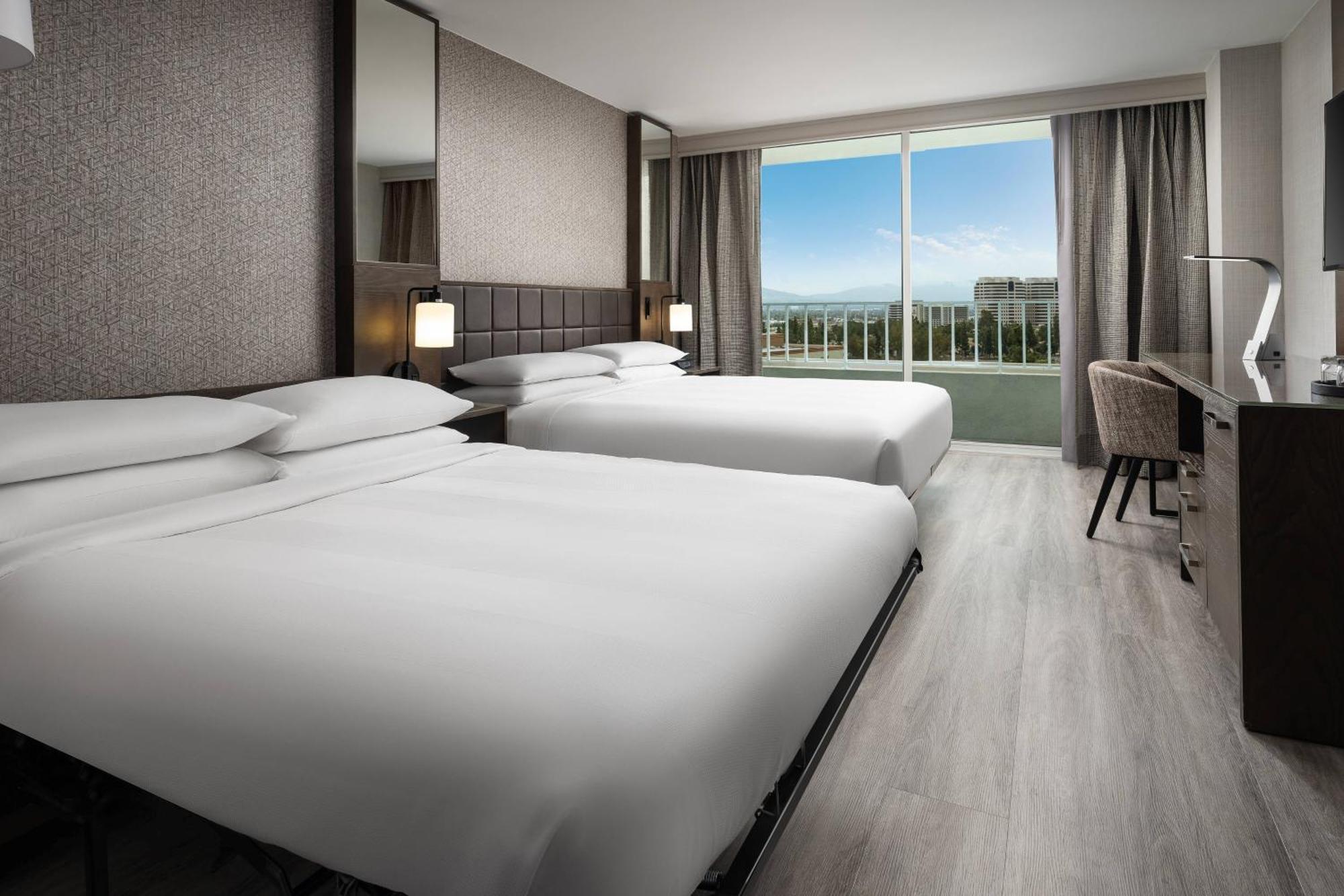 Deluxe Guest Room Reserved 2 Double High floor Balcony