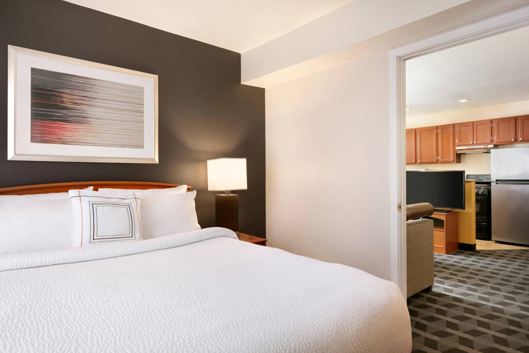 Two-Bedroom Suite