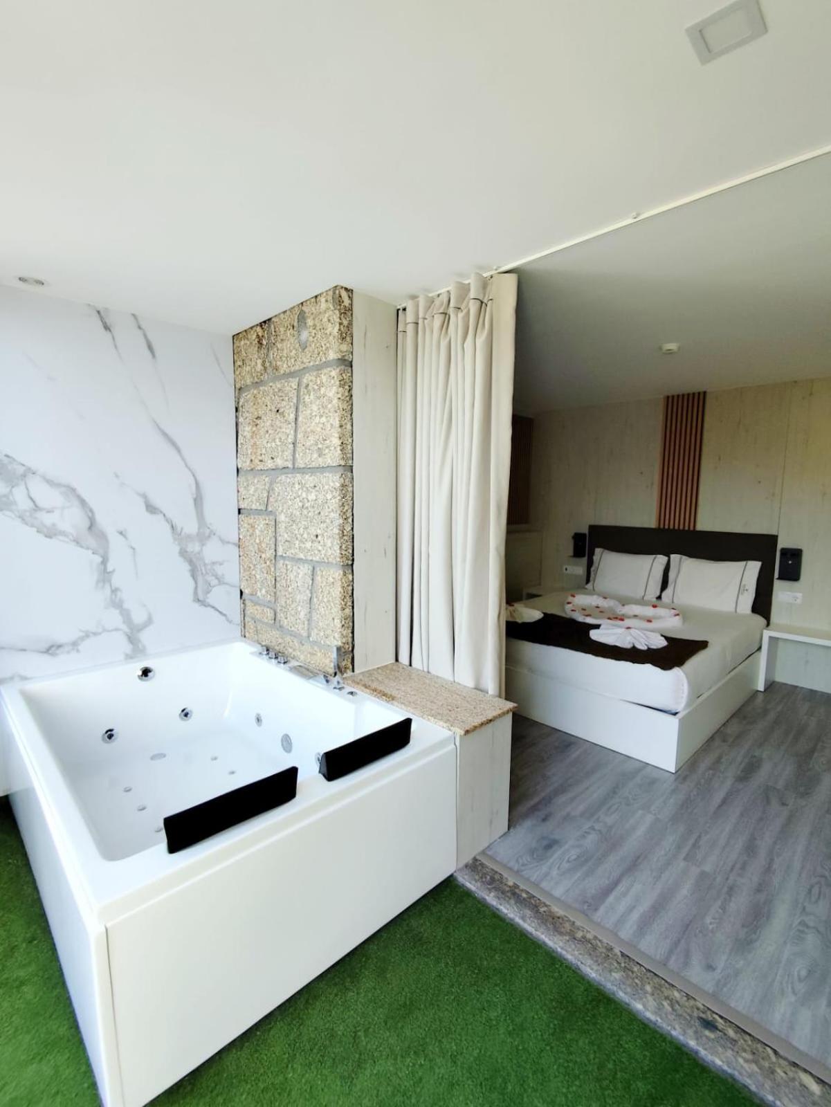 Double Room Spa Bath