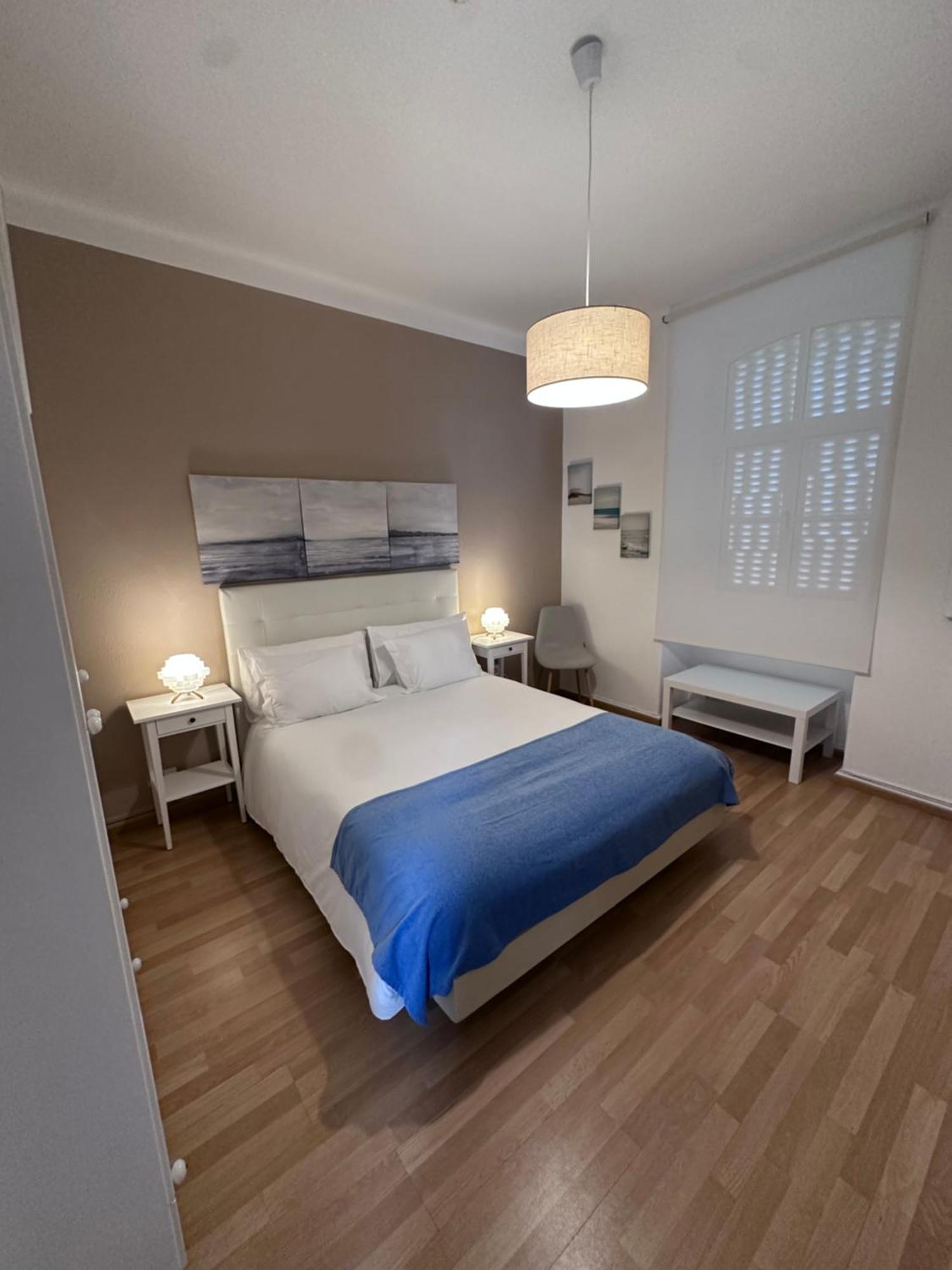 Double Room Private Bathroom