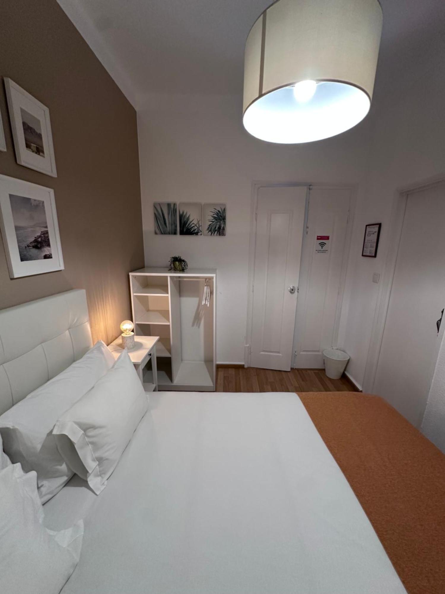 Double Room Private Bathroom