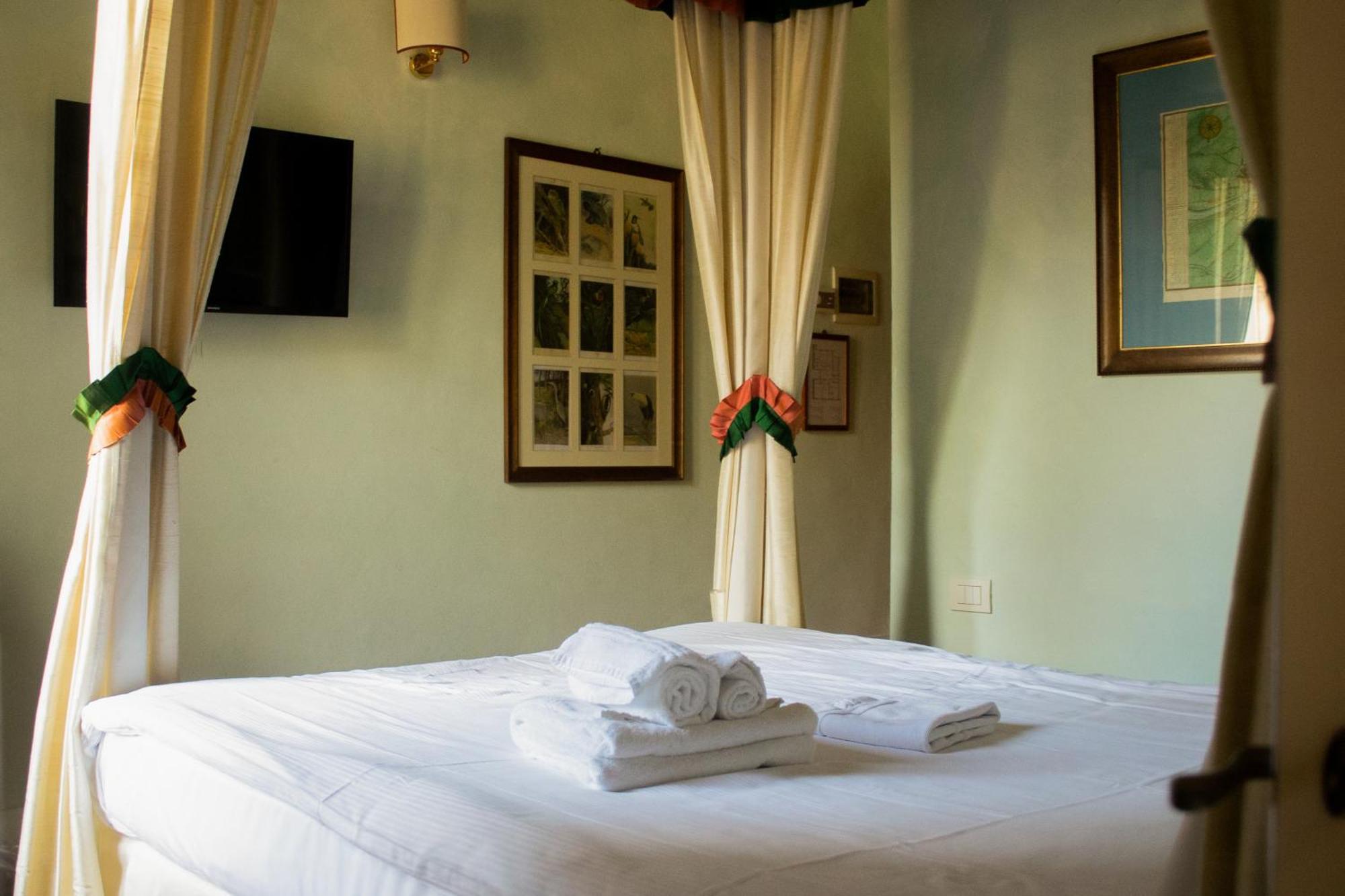 Deluxe Single Room