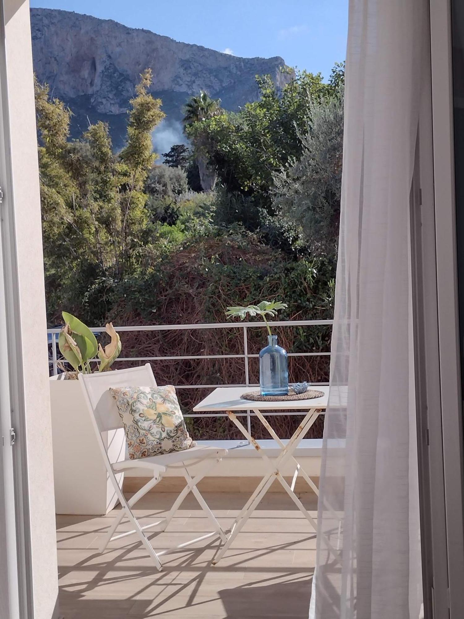 Deluxe Double Room Balcony