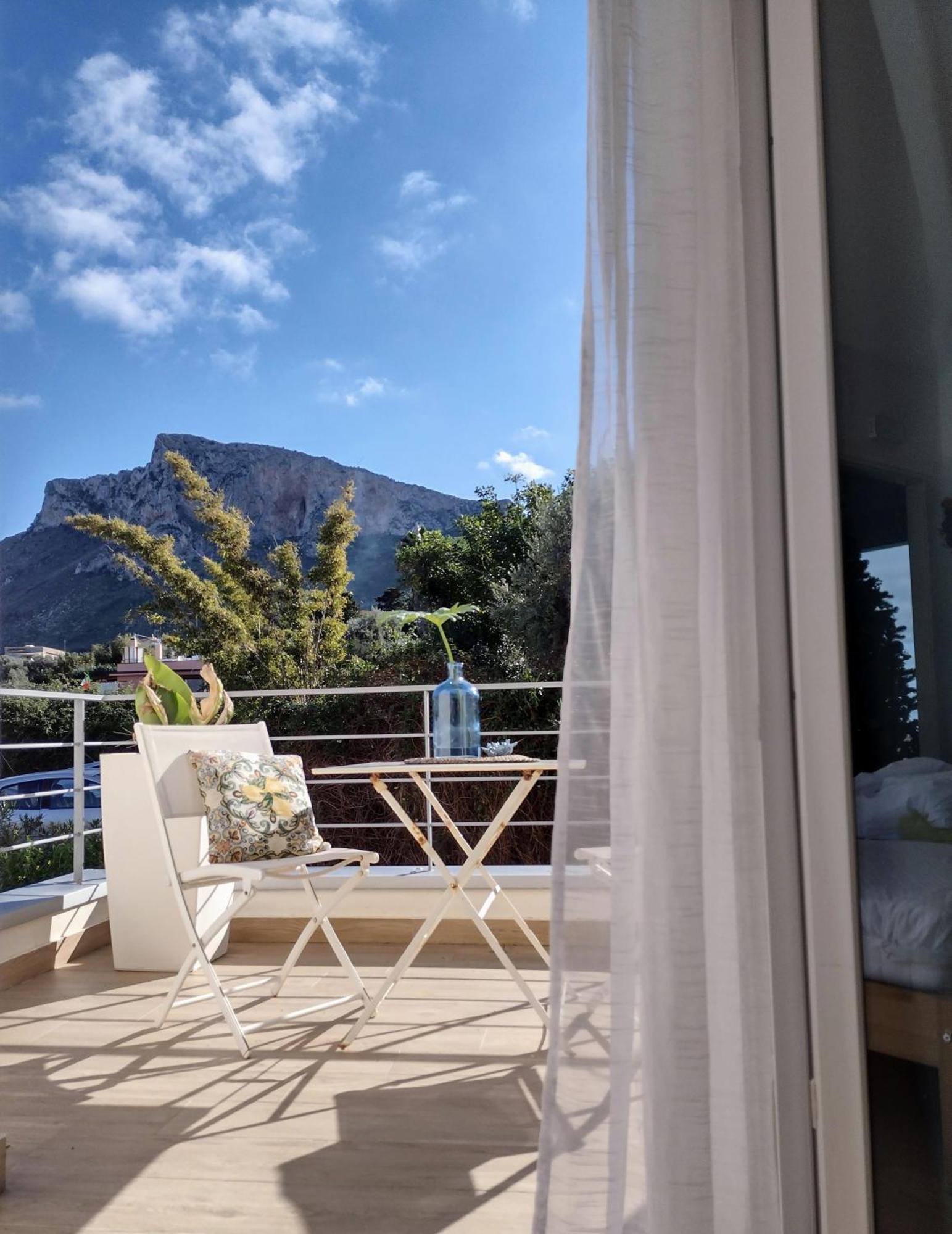 Deluxe Double Room Balcony