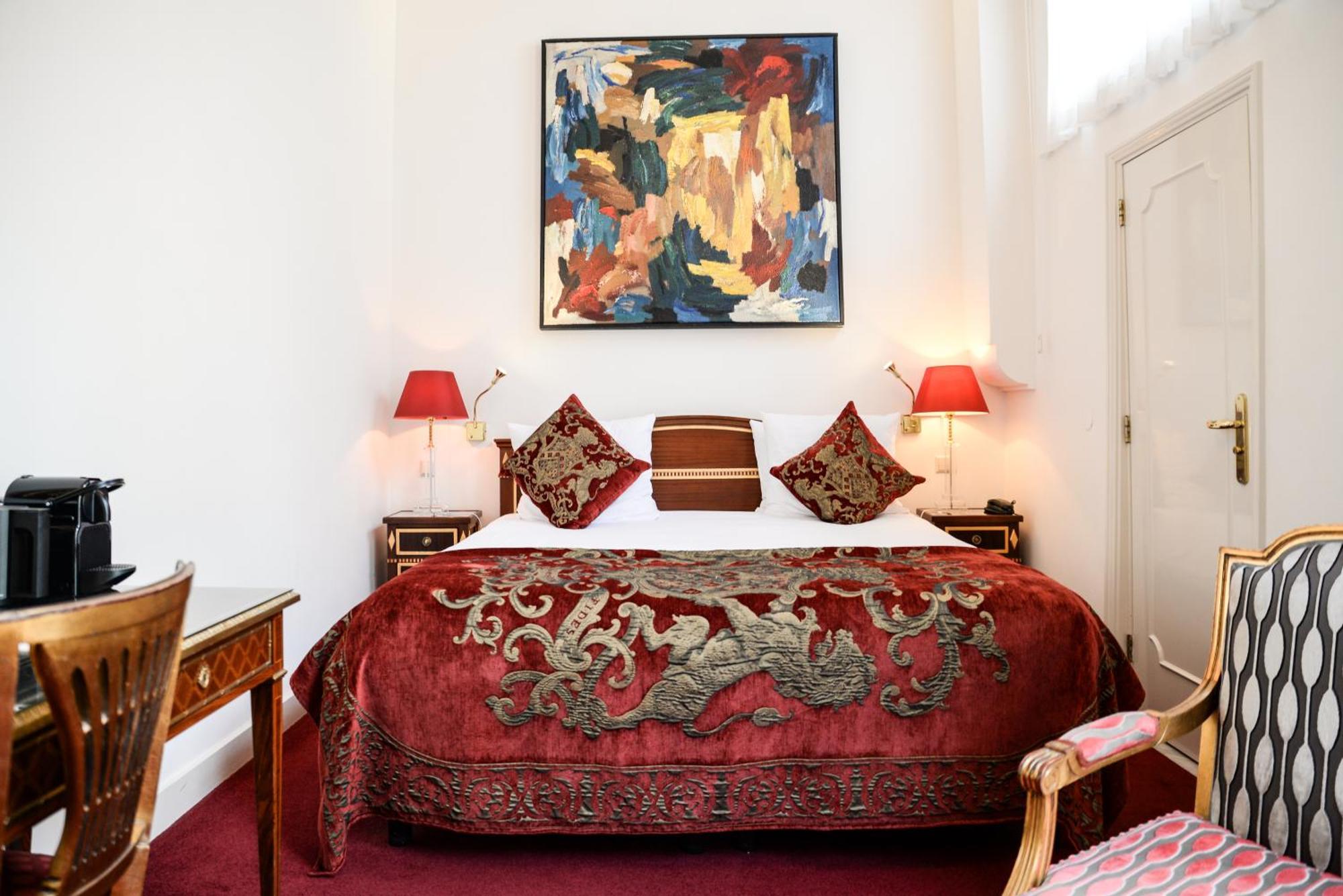 Classic Double or Twin Room