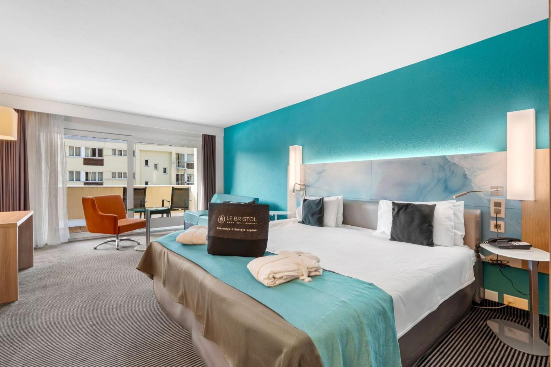 Comfort Room 1 Double Bed 1 Sofa Bed Balcony