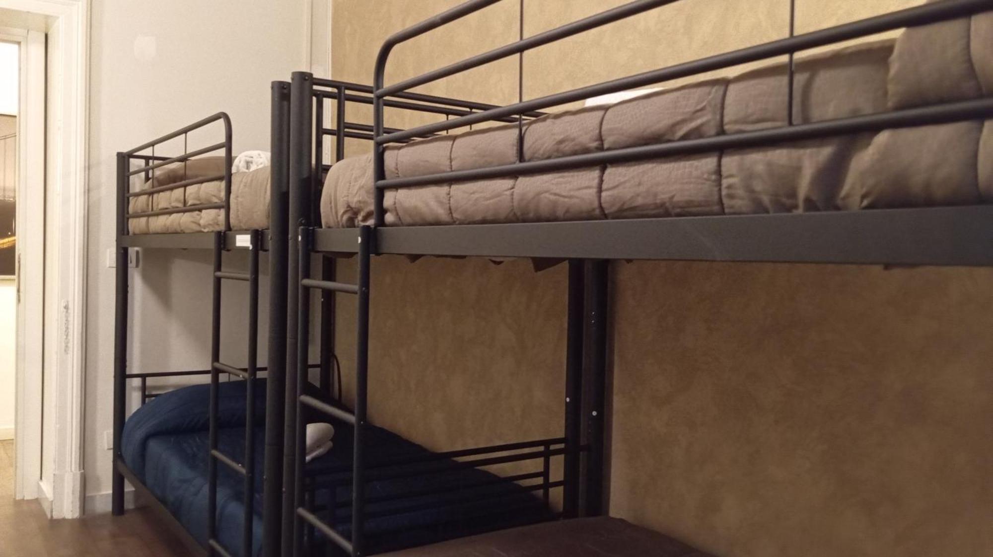 Bunk Bed Mixed Dormitory Room
