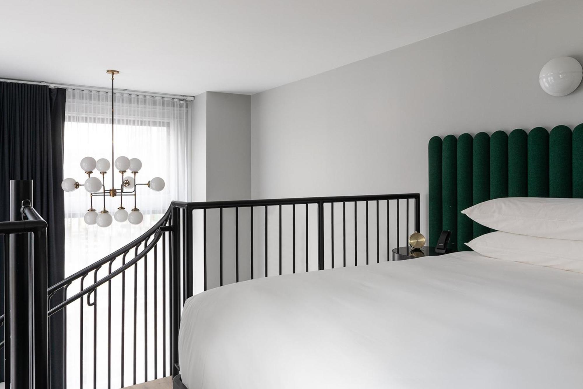 King Loft Suite Sofa Bed City View