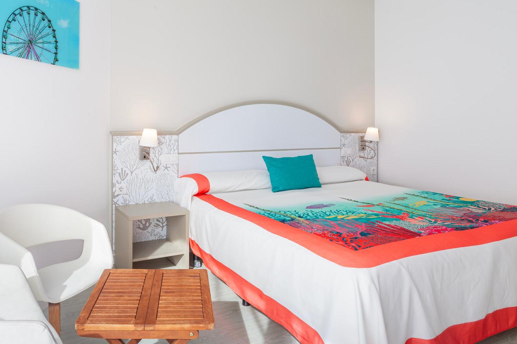 Double Room with Side Sea View,1636001035:JPEG