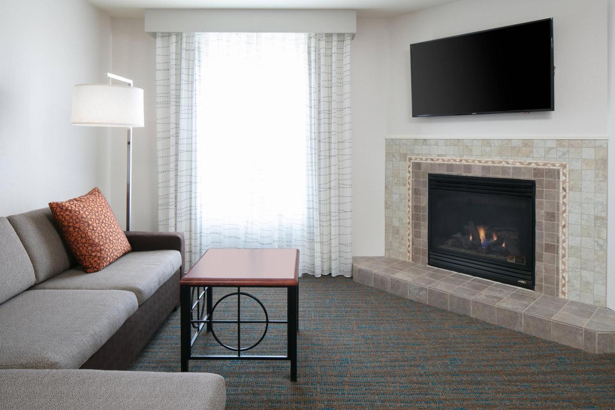 One-Bedroom King Suite Sofa Bed