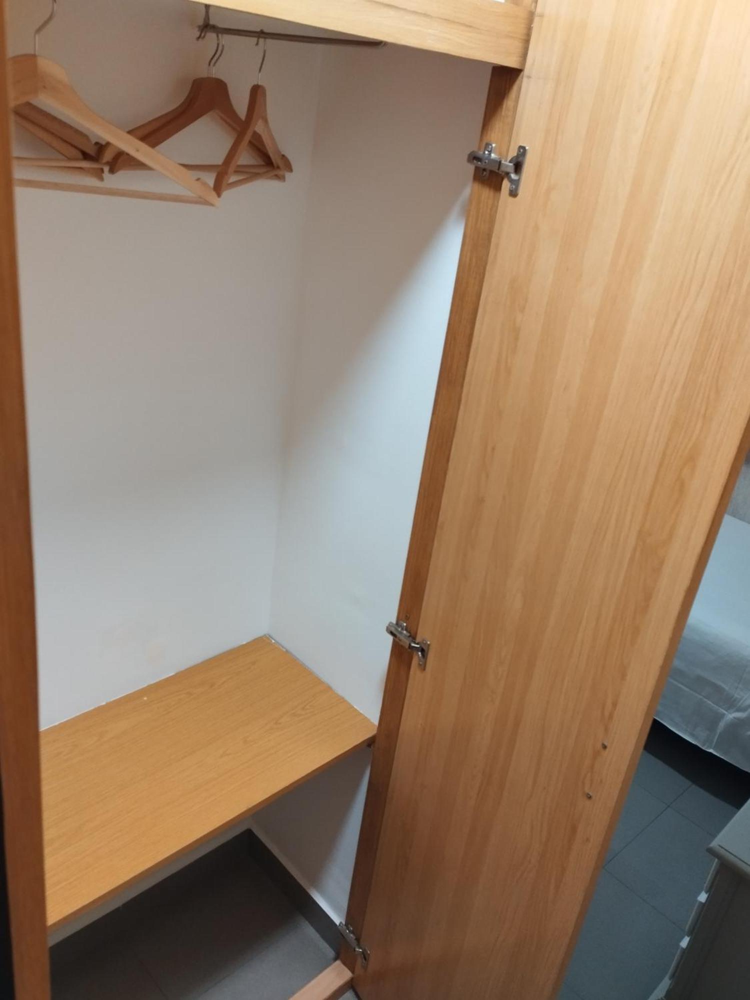 Interior twin room without Views