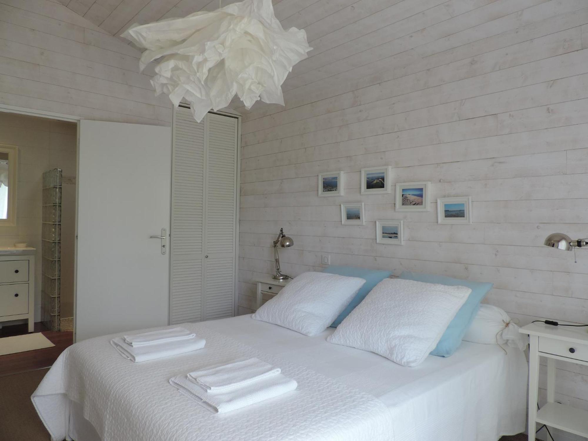 Double Room,1636015732:JPEG