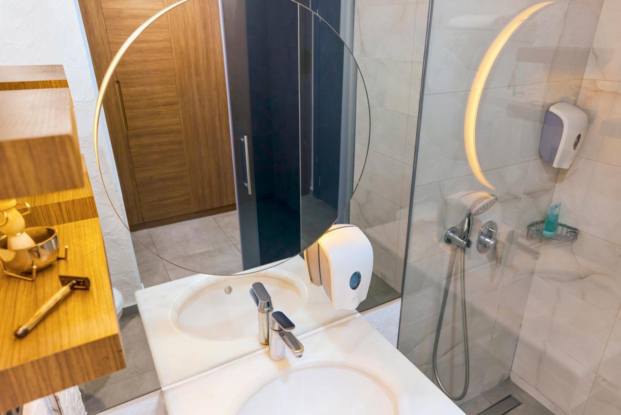 Large Double Room