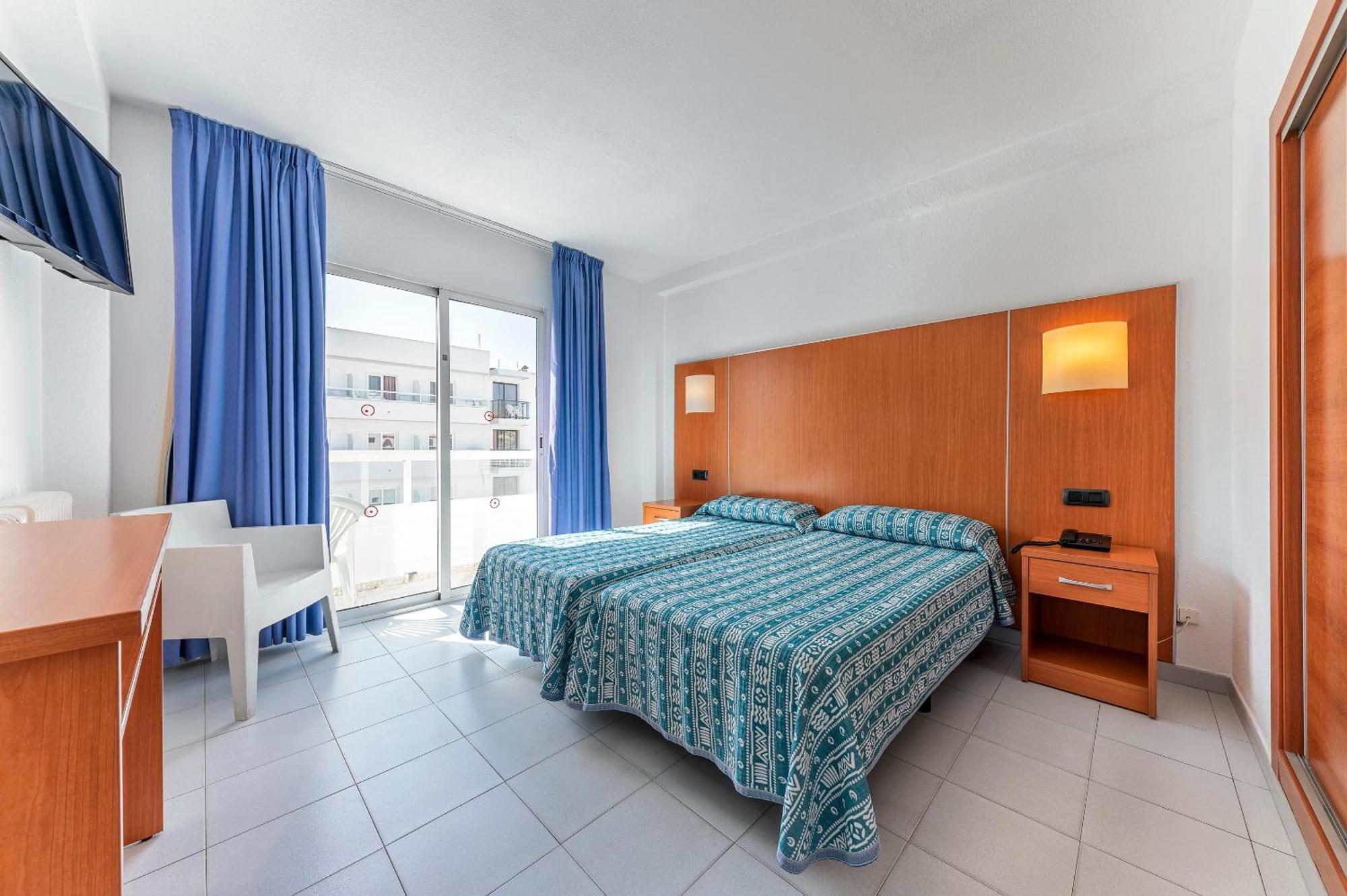 Essential Double Room