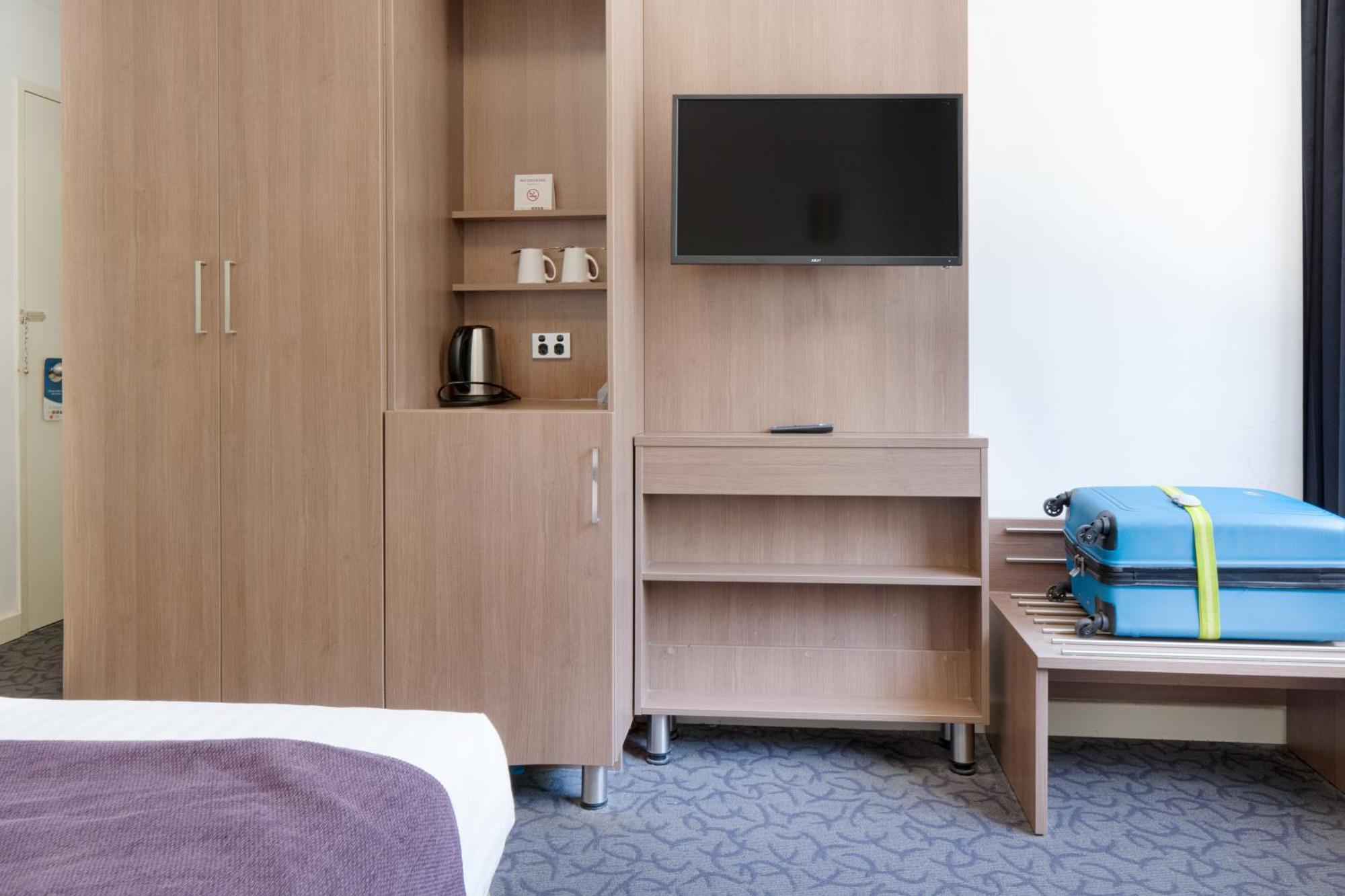 Premium Queen Room