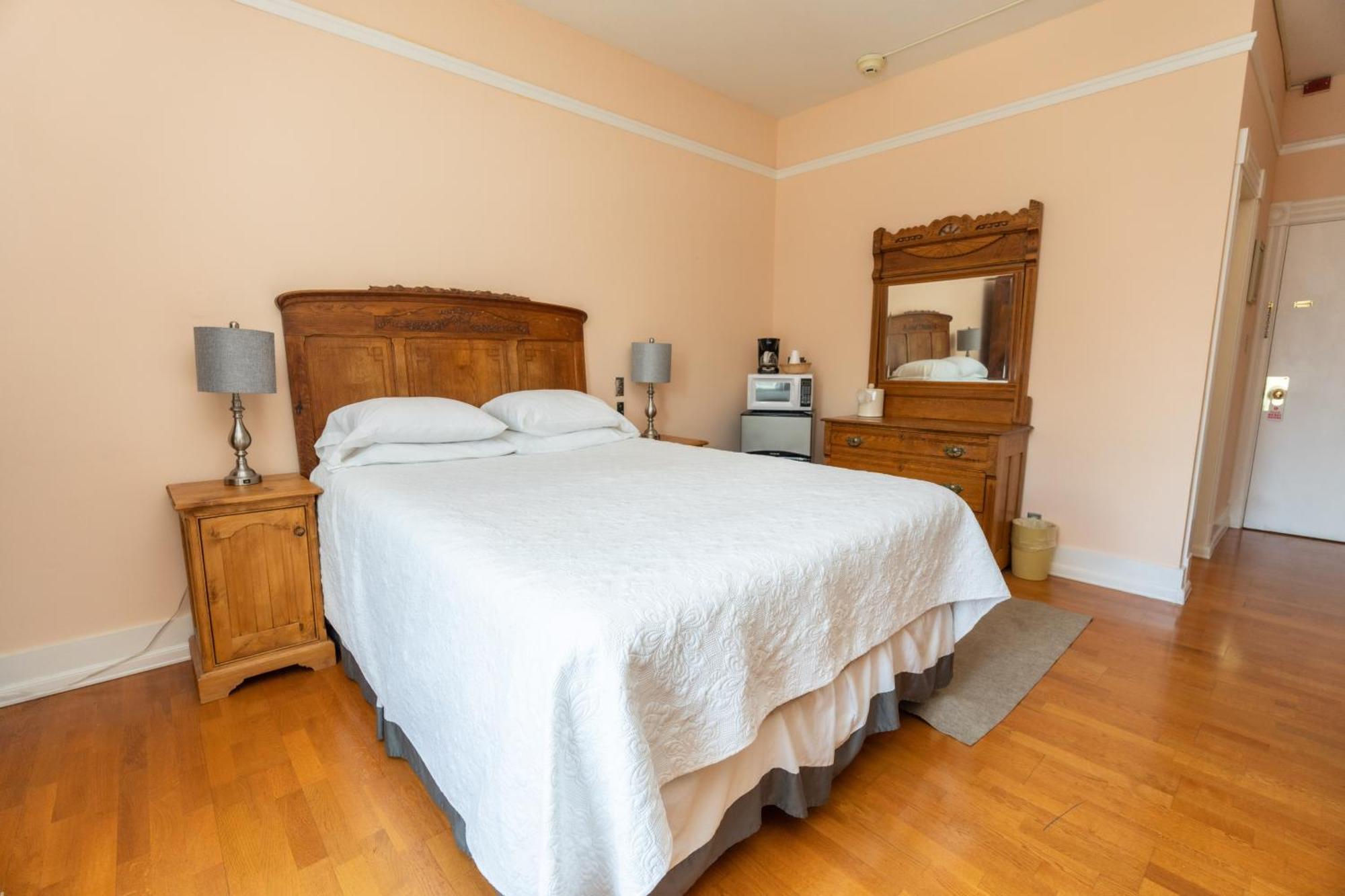 Budget Double Room