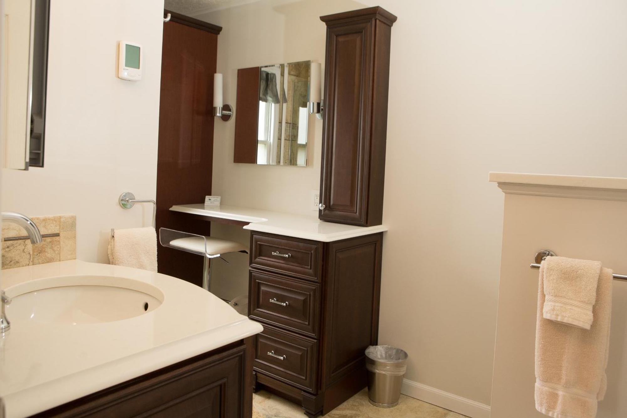 Superior King Suite