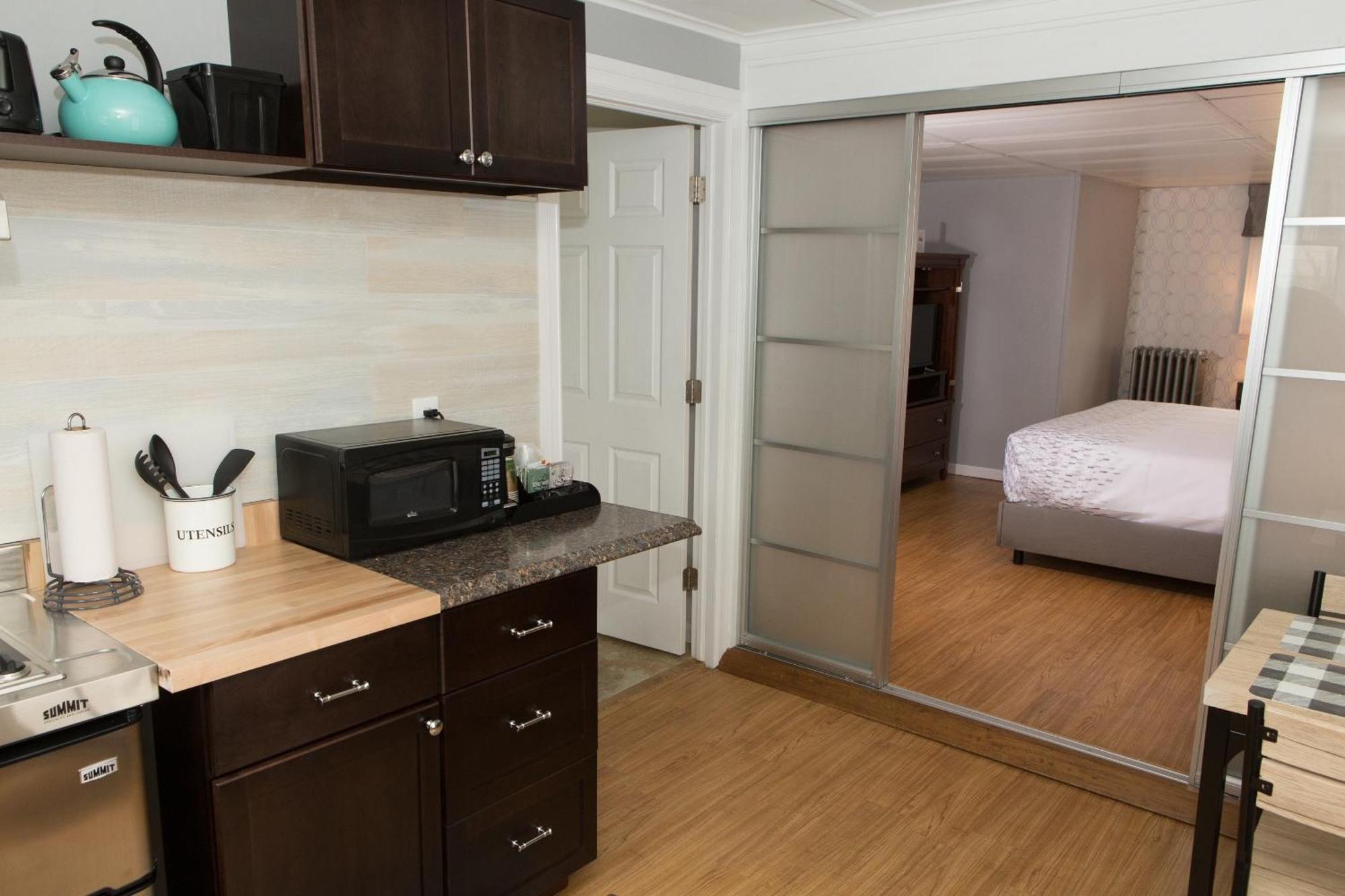 Superior King Suite