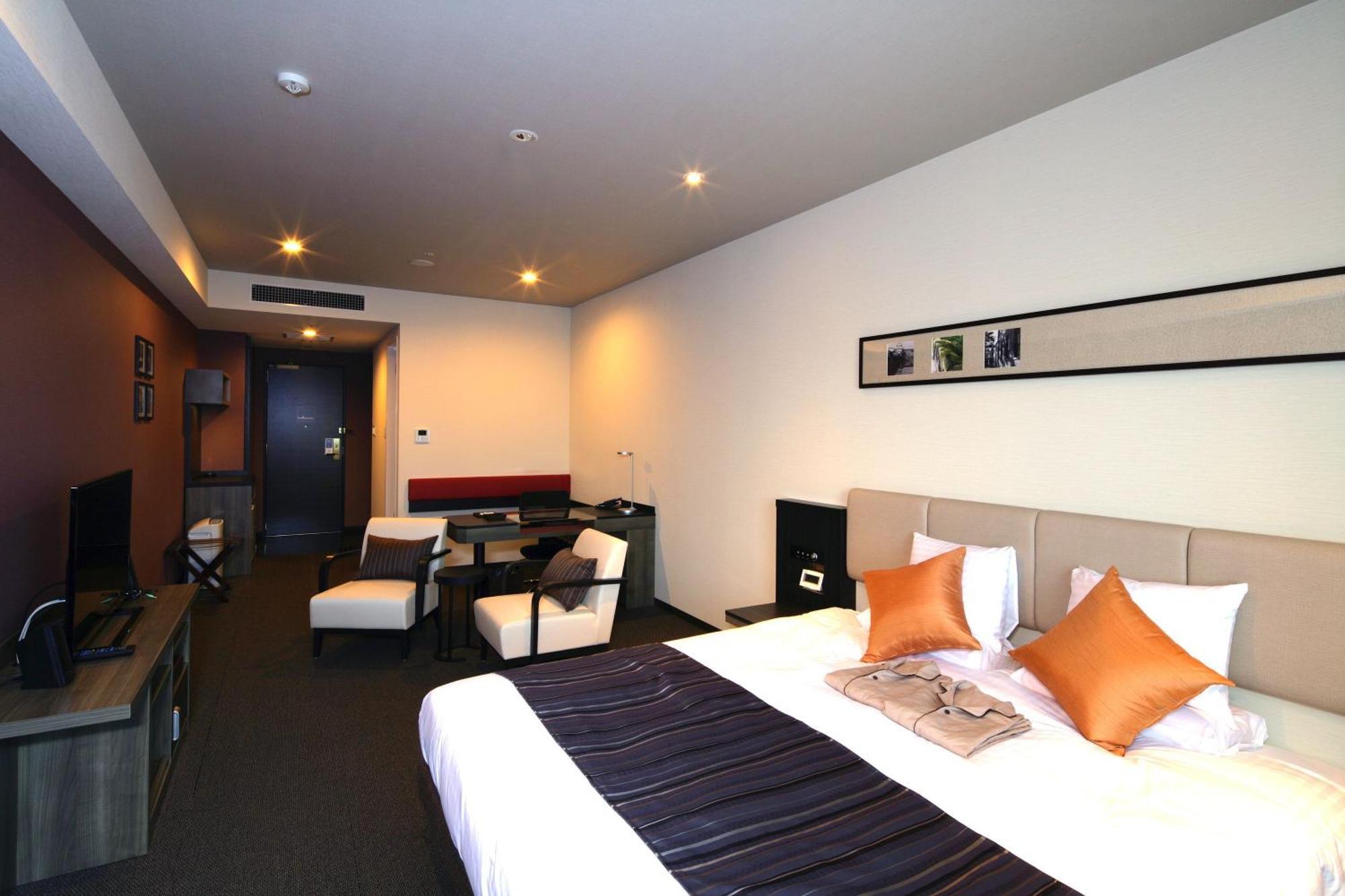 Standard King Room Non-Smoking Eco Plan No Room Cleaning Service