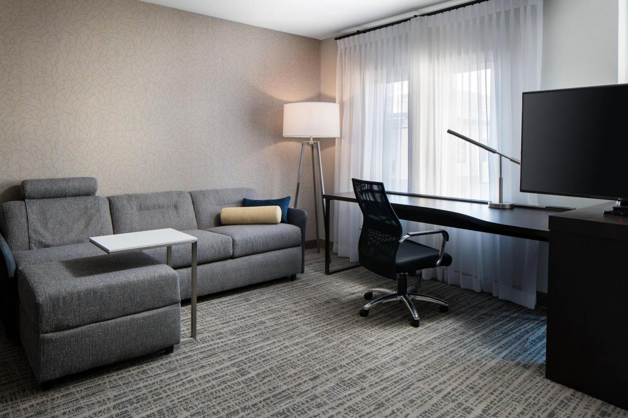 Queen Studio Two Queen Beds Sofa Bed