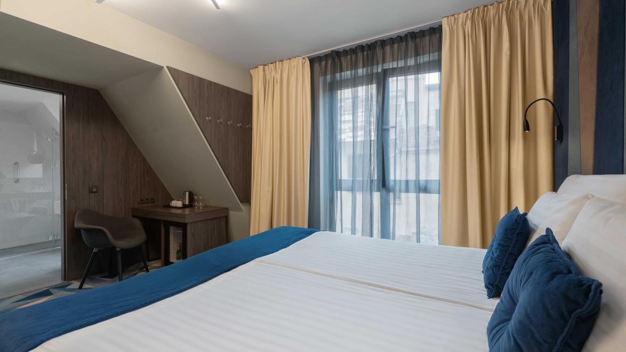 Standard Single Room,1636794928:JPEG