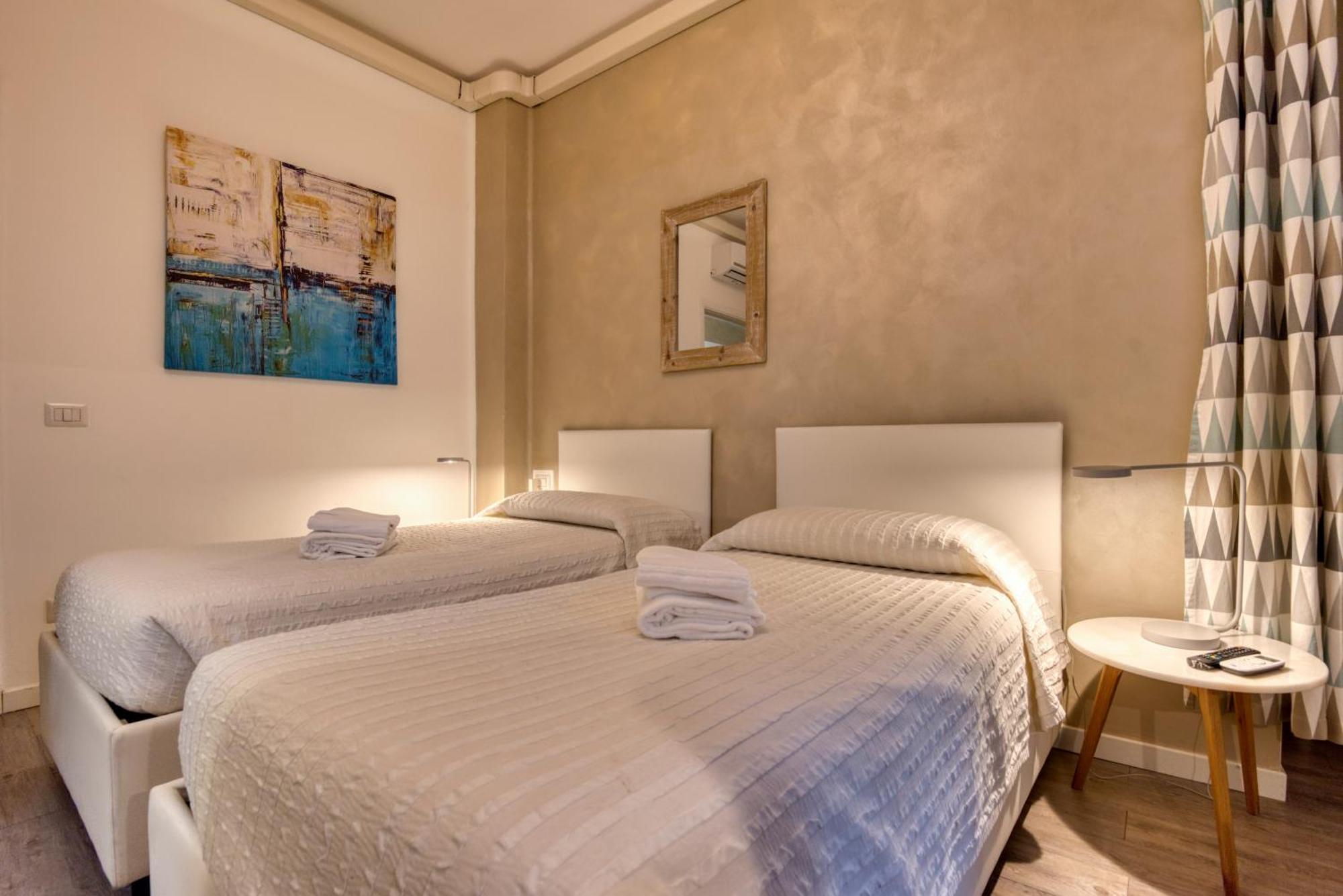 Twin Room Private Bathroom