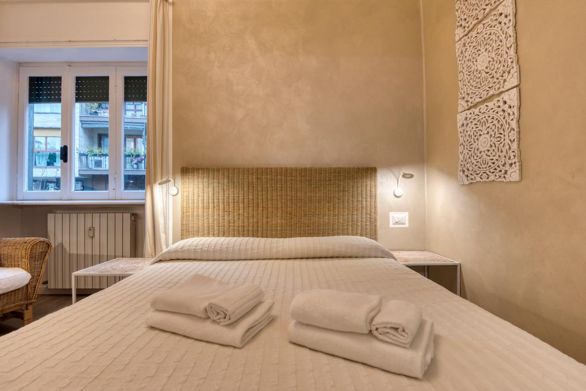 Double Room Private Bathroom