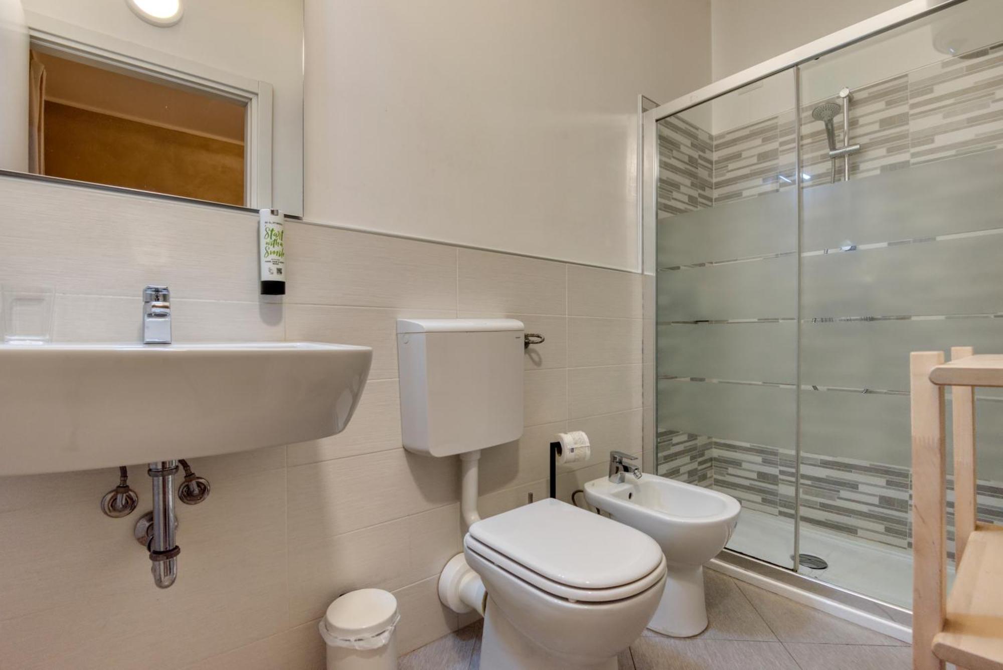 Double Room Private Bathroom