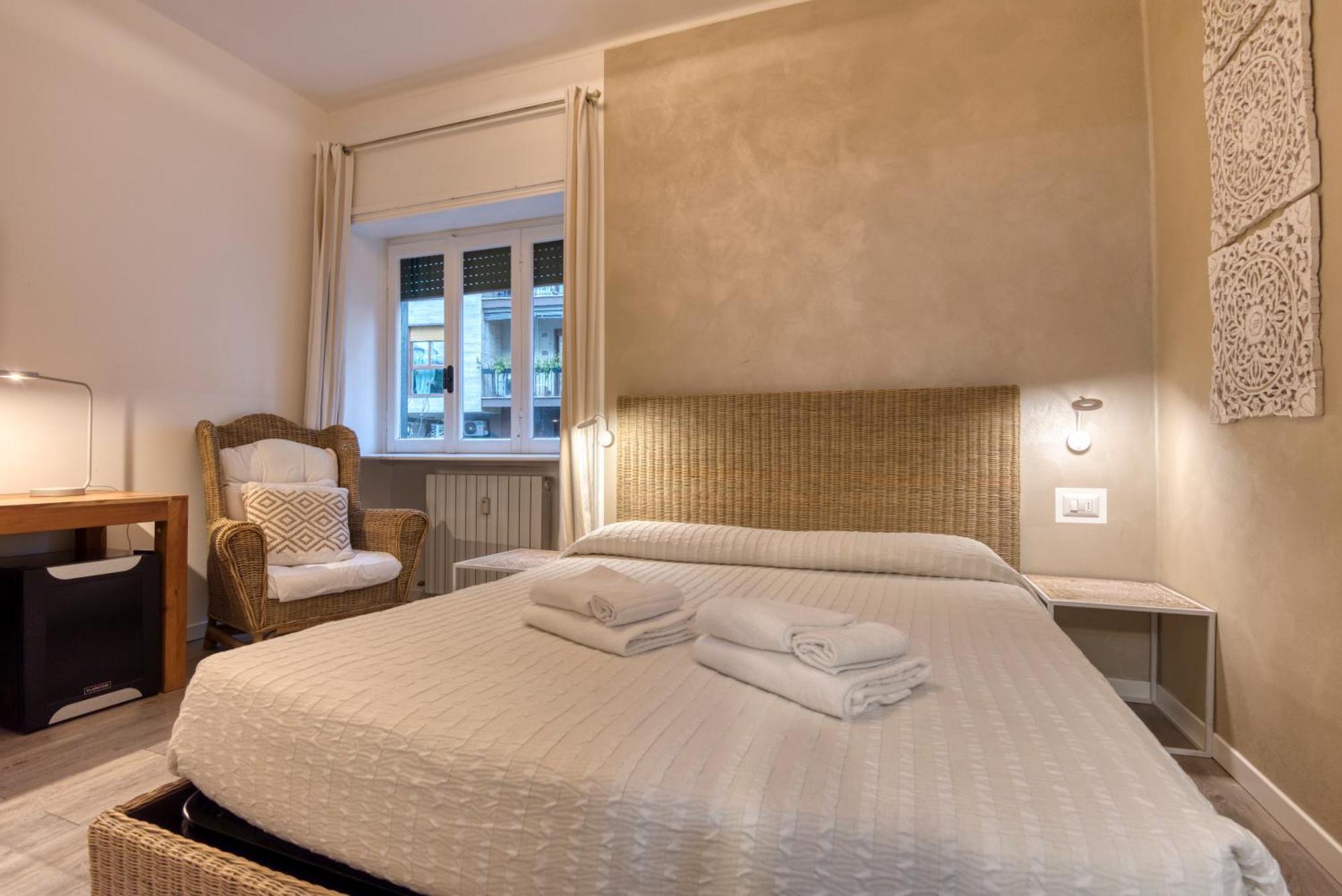 Double Room Private Bathroom