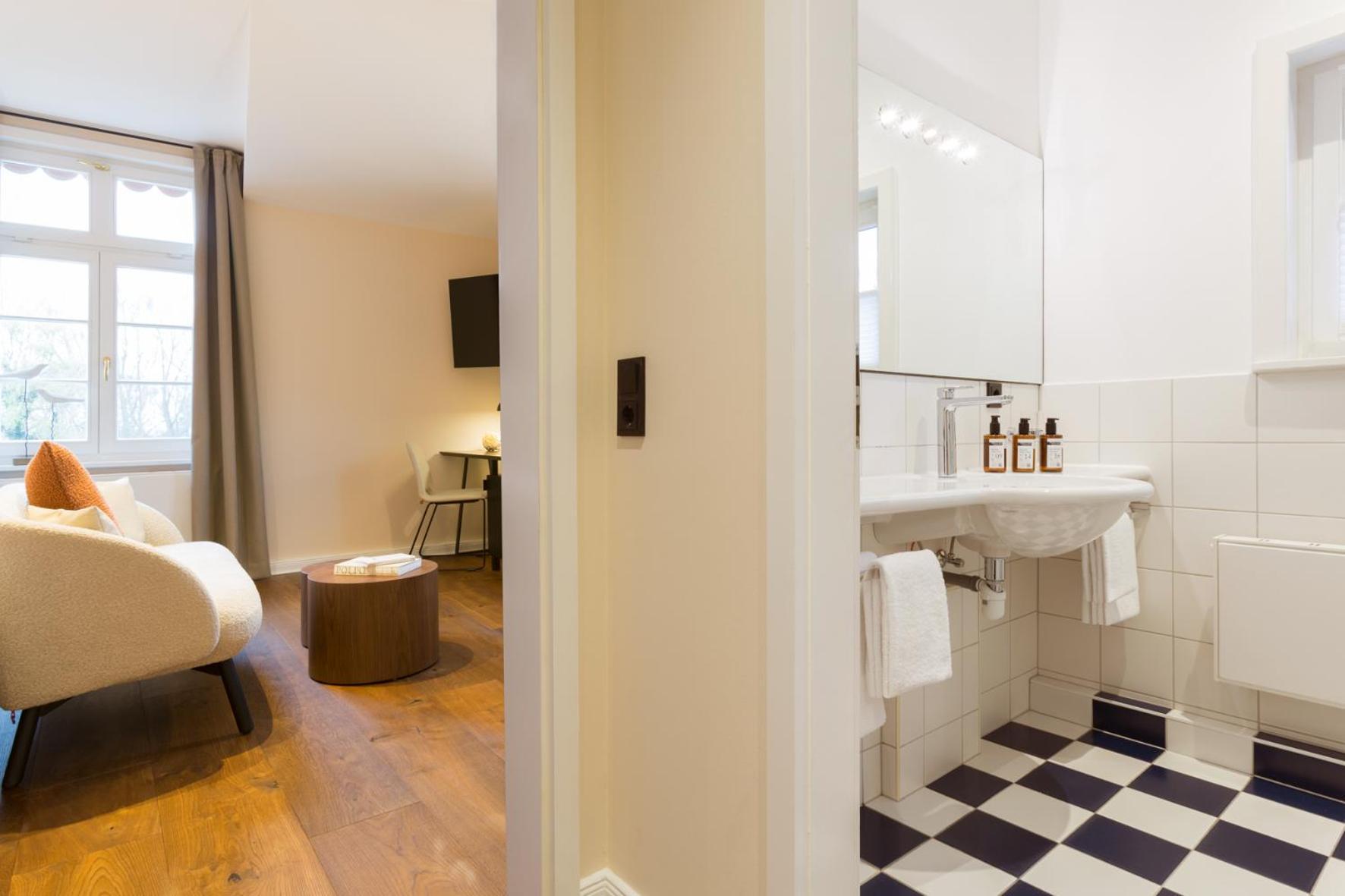Deluxe Double Room Separate Building