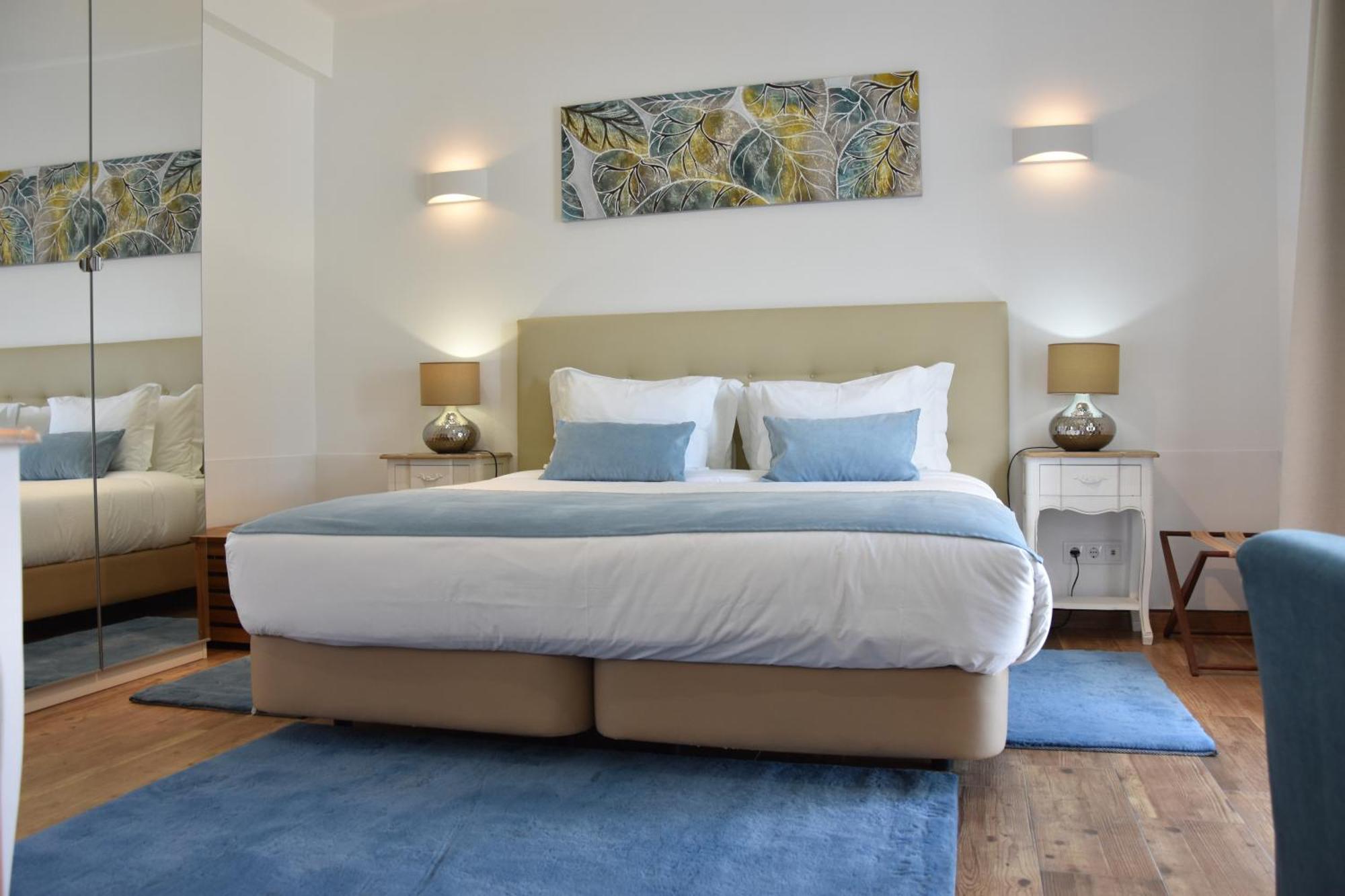 Double or Twin Room Pool View