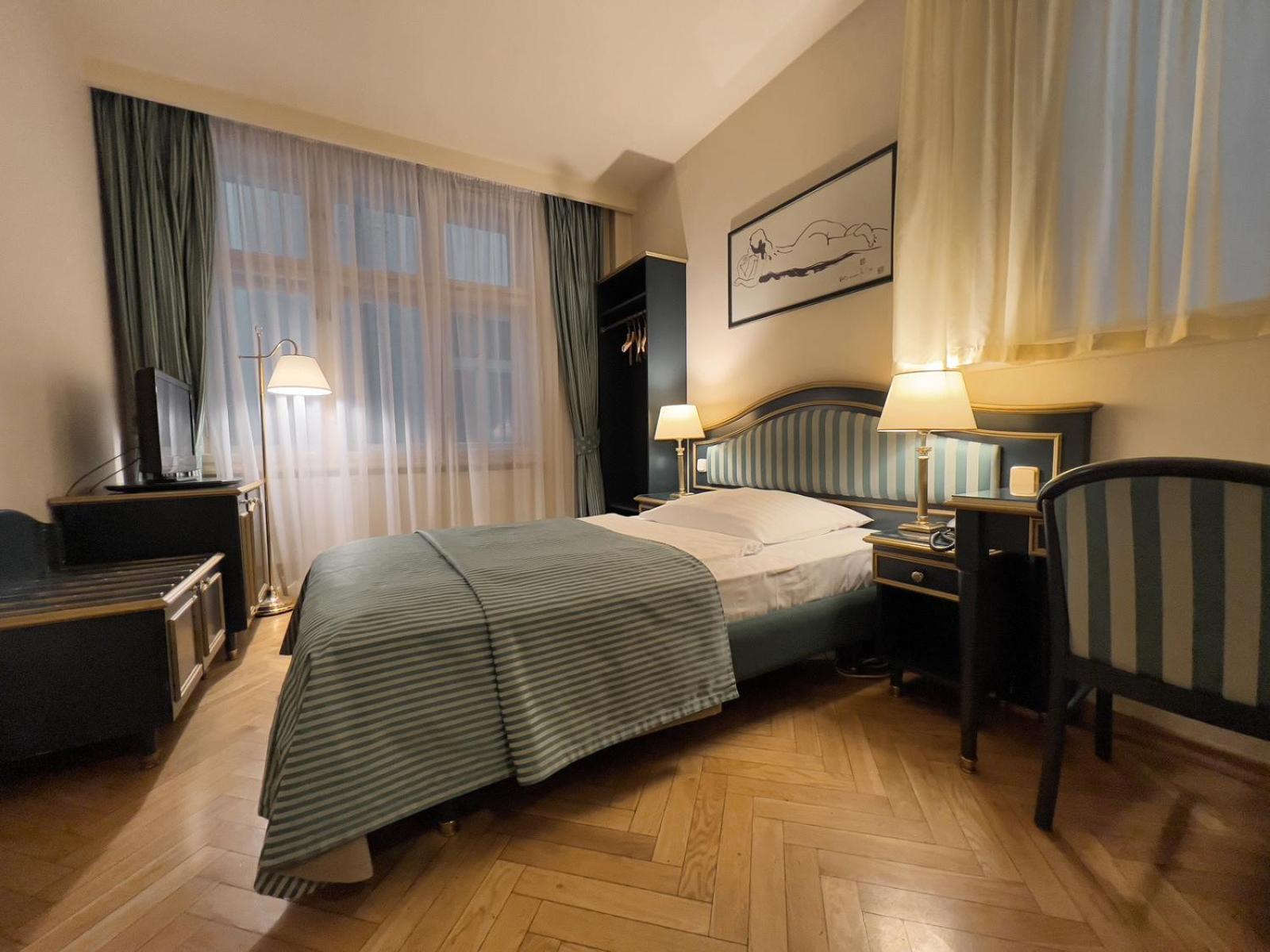 Single Room