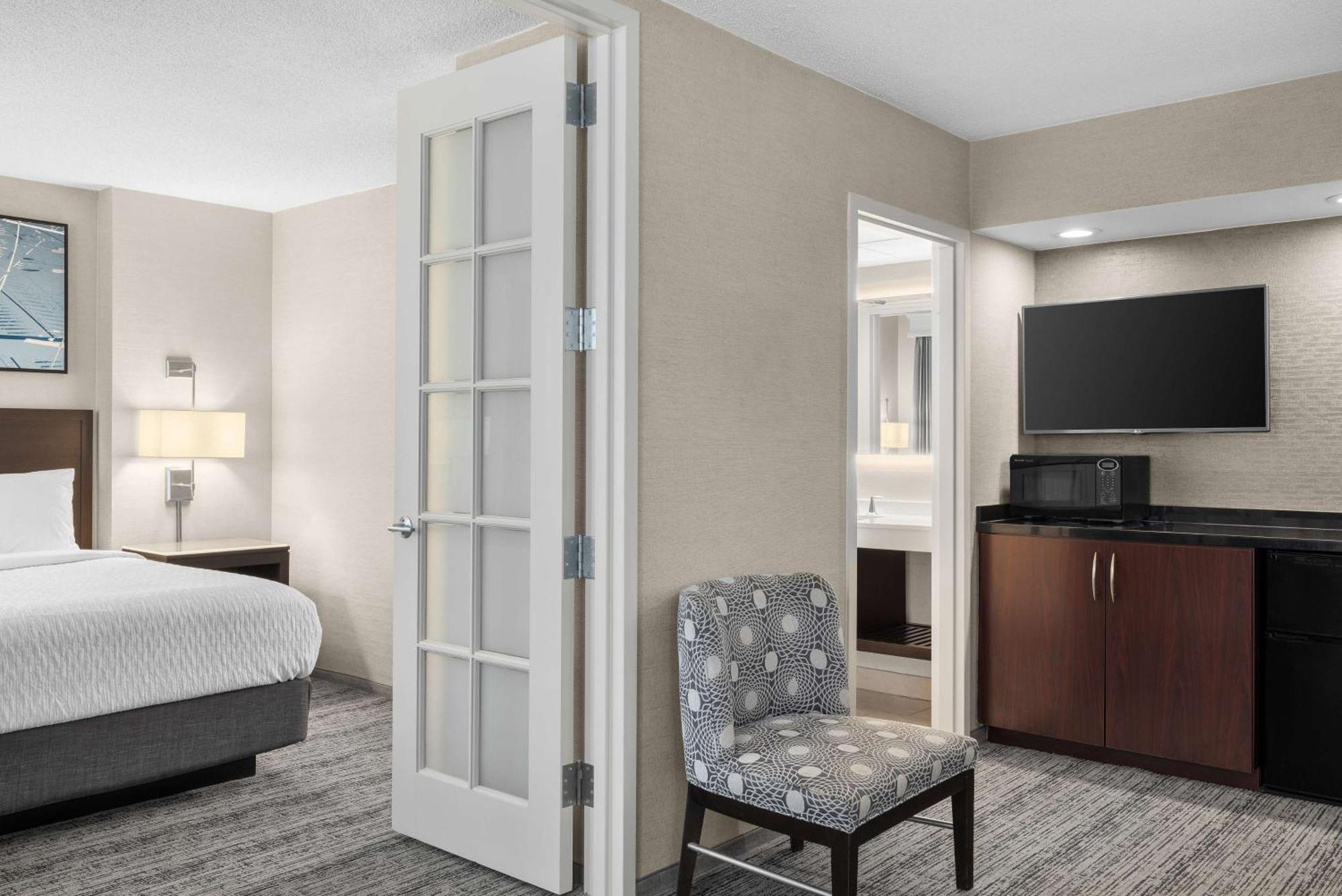 Two-Room King Suite Hearing Accessible